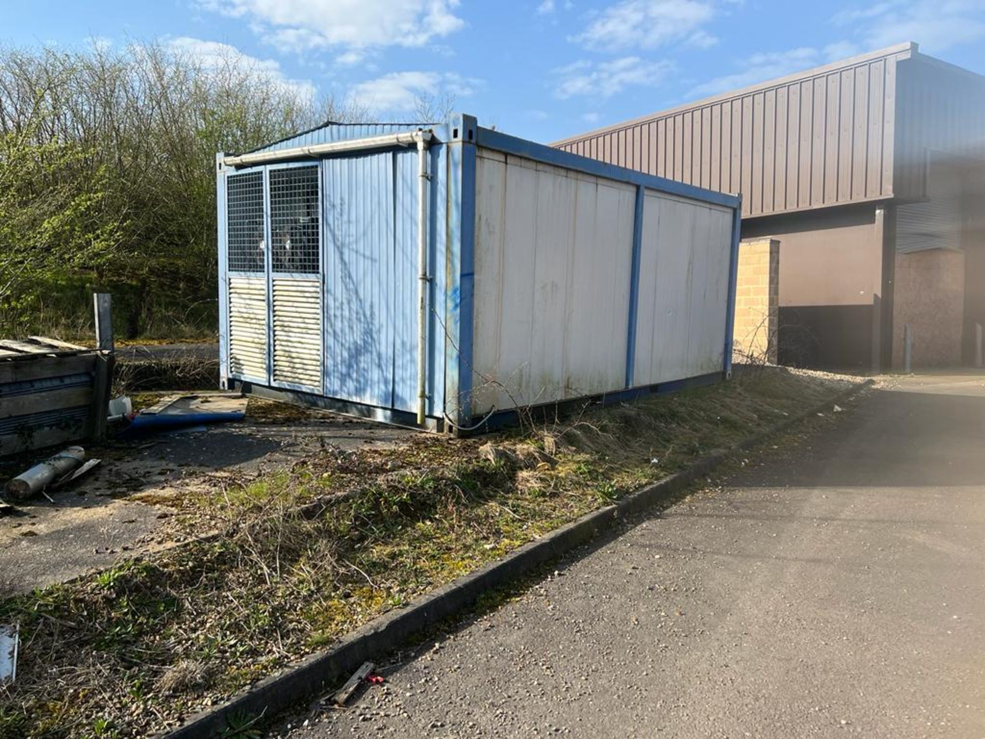 30ft Refrigerated Container, approx. 3.8m wide x 2.7m high, item located in Bury St Edmunds, - Image 2 of 6