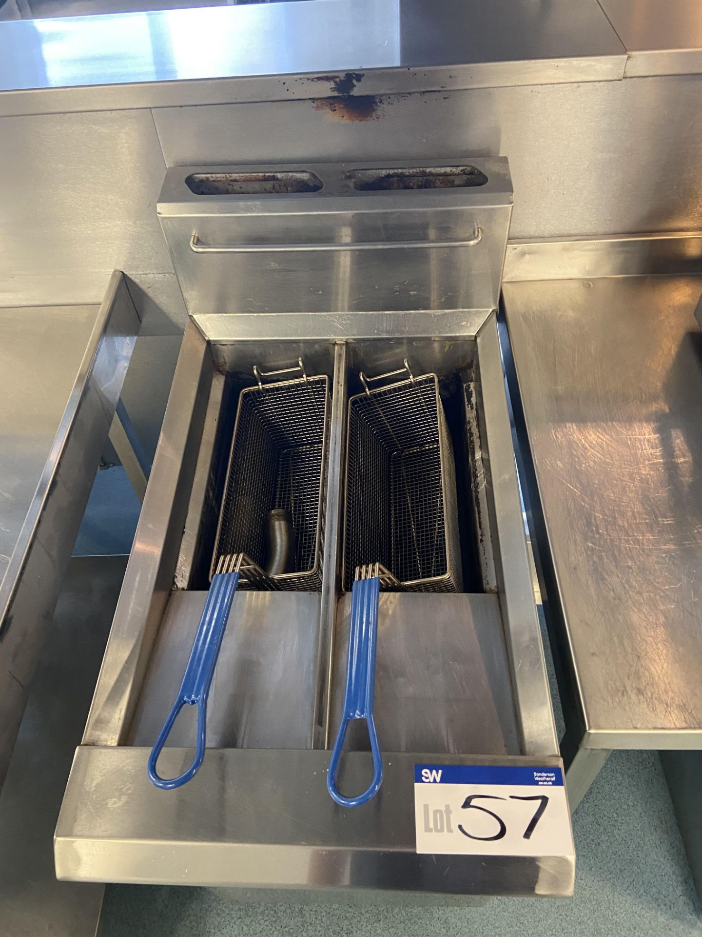 Blue Seal Twin Pan Electric Fryer (Kitchen) - Image 2 of 2