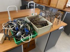 Bunsen Burner Stands & Bunsen Burners, as set out