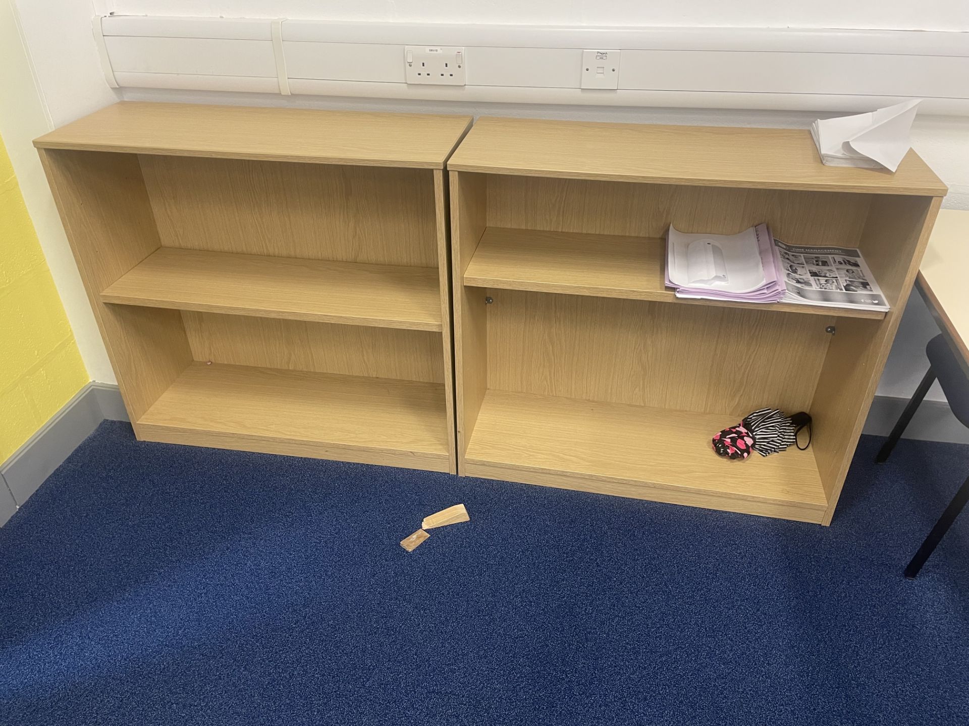 Sliding Door Cabinet, with two book shelves (Room