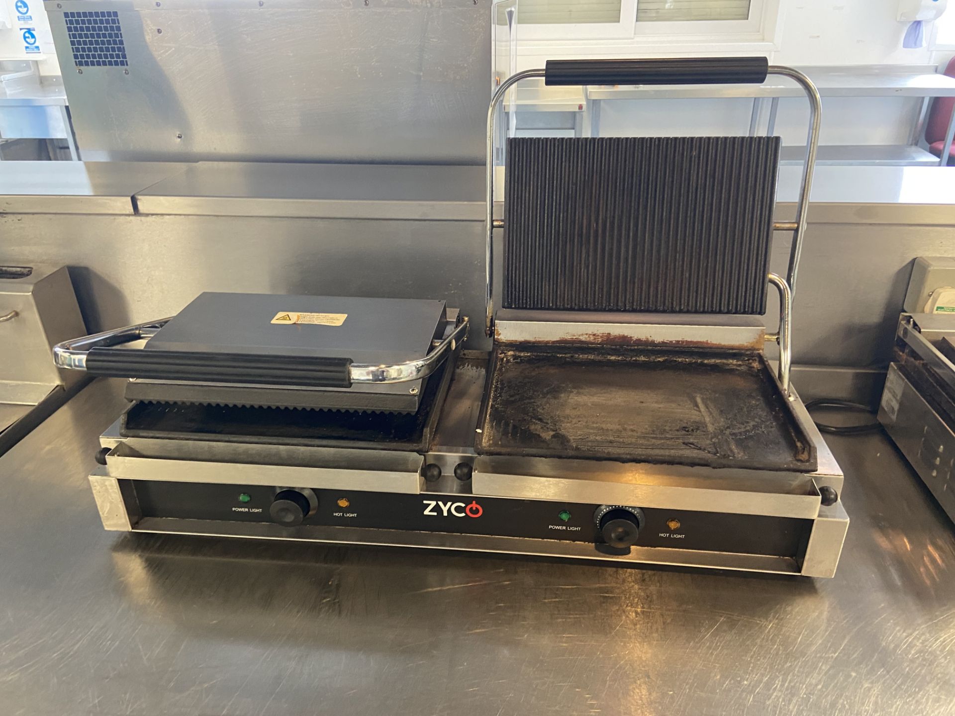 Zyco Electric Twin Platten Sandwich Toaster (Kitch - Image 2 of 2