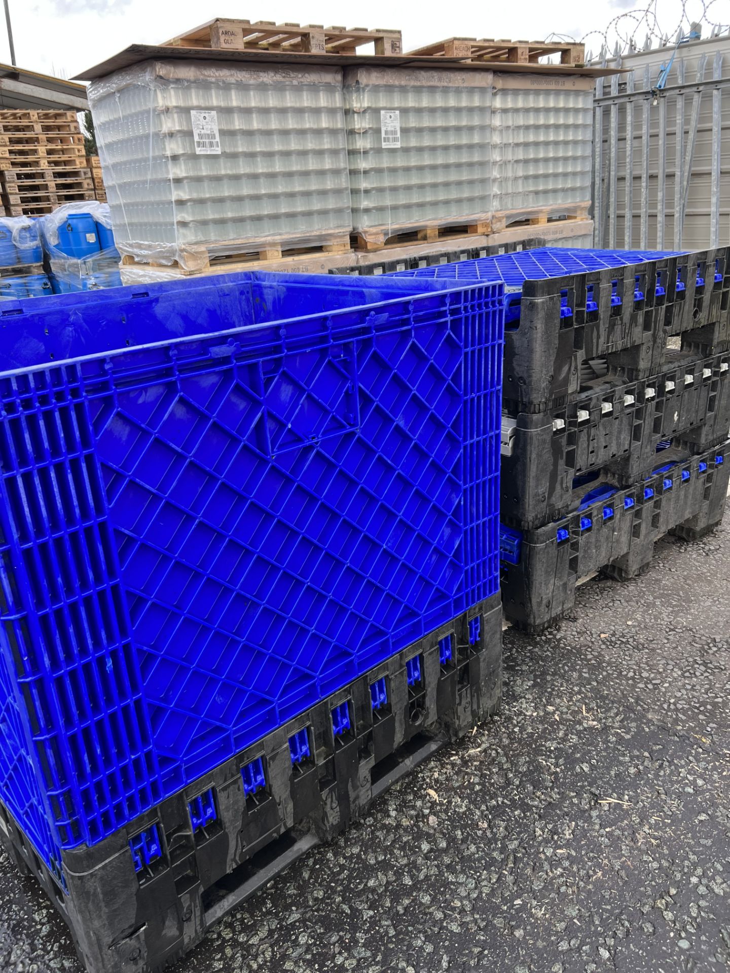 Four Collapsible Plastic Crates, each approx. 1.15 - Image 4 of 4