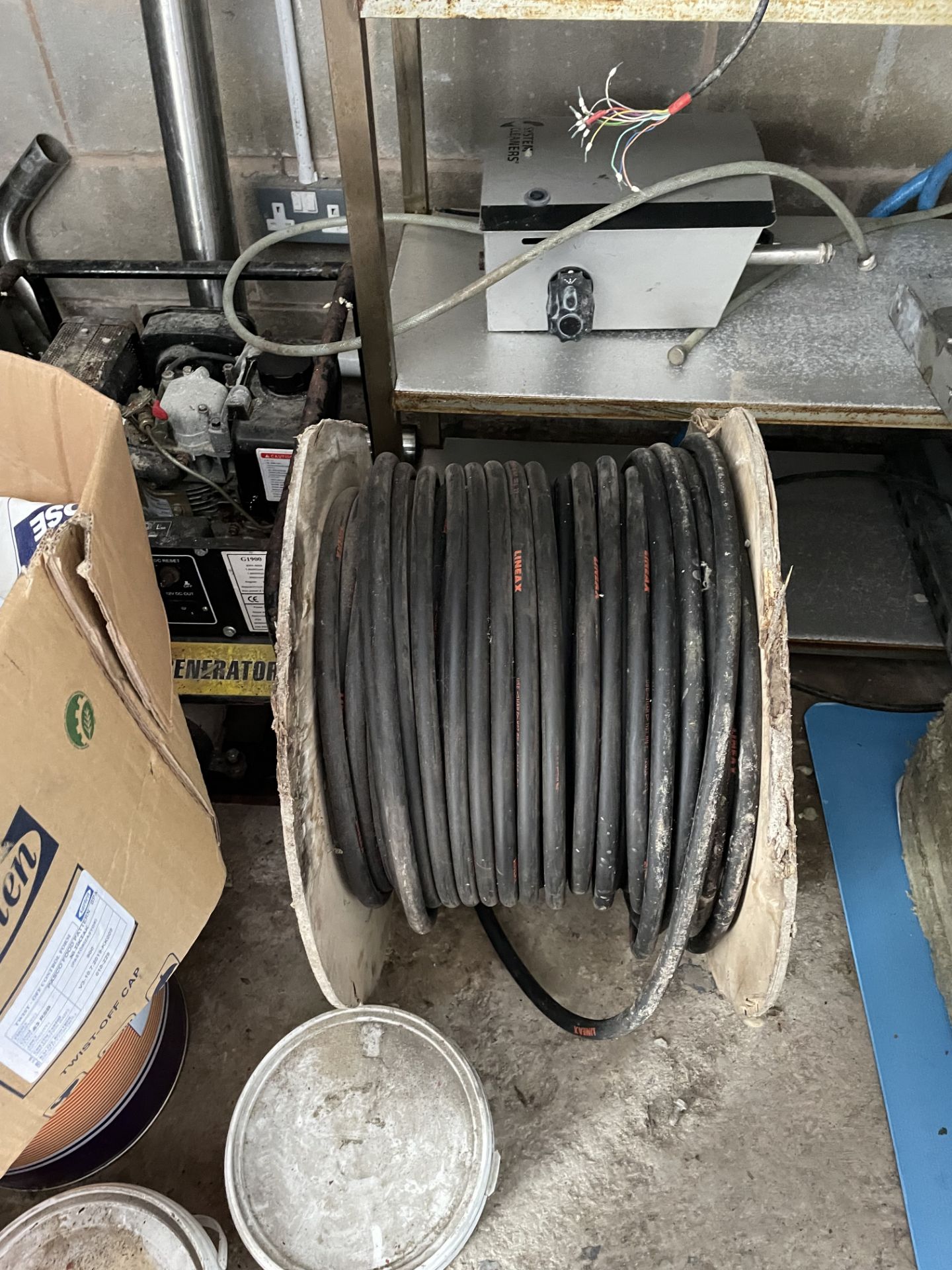 Reel of Heavy Duty Electric Cable (please note - t