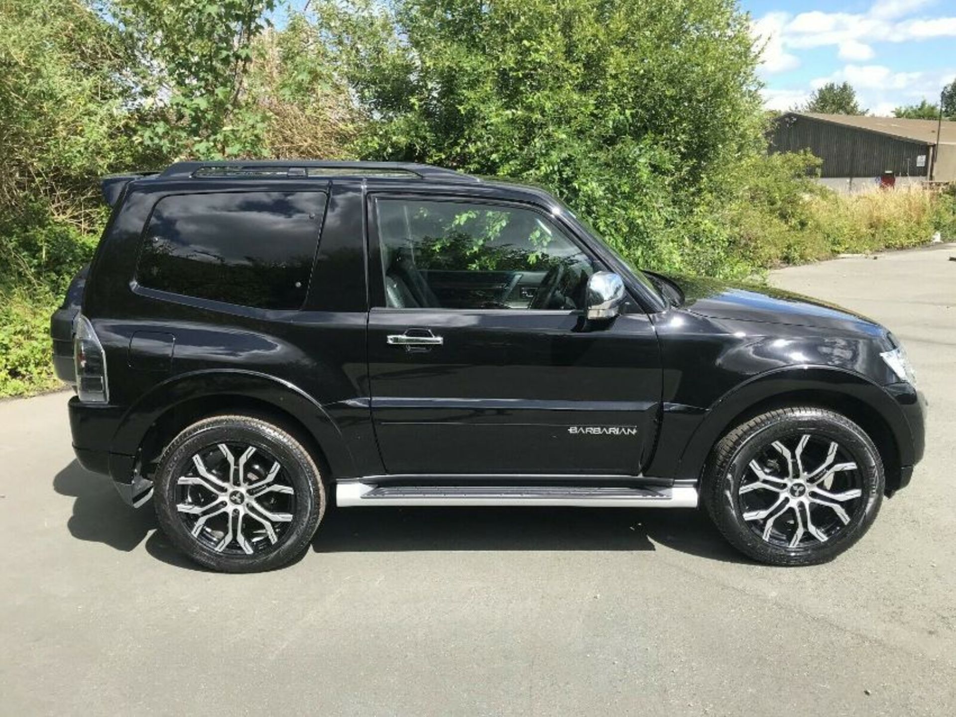 Mitsubishi Shogun Barbarian DIESEL SUV, registration no. CV18 GKJ, date first registered 06/2018, - Image 2 of 11