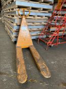 Brodrene Vestergaard 116179 1000kg Cap Hand Hydraulic Pallet Truck, serial no. 17087, loading free