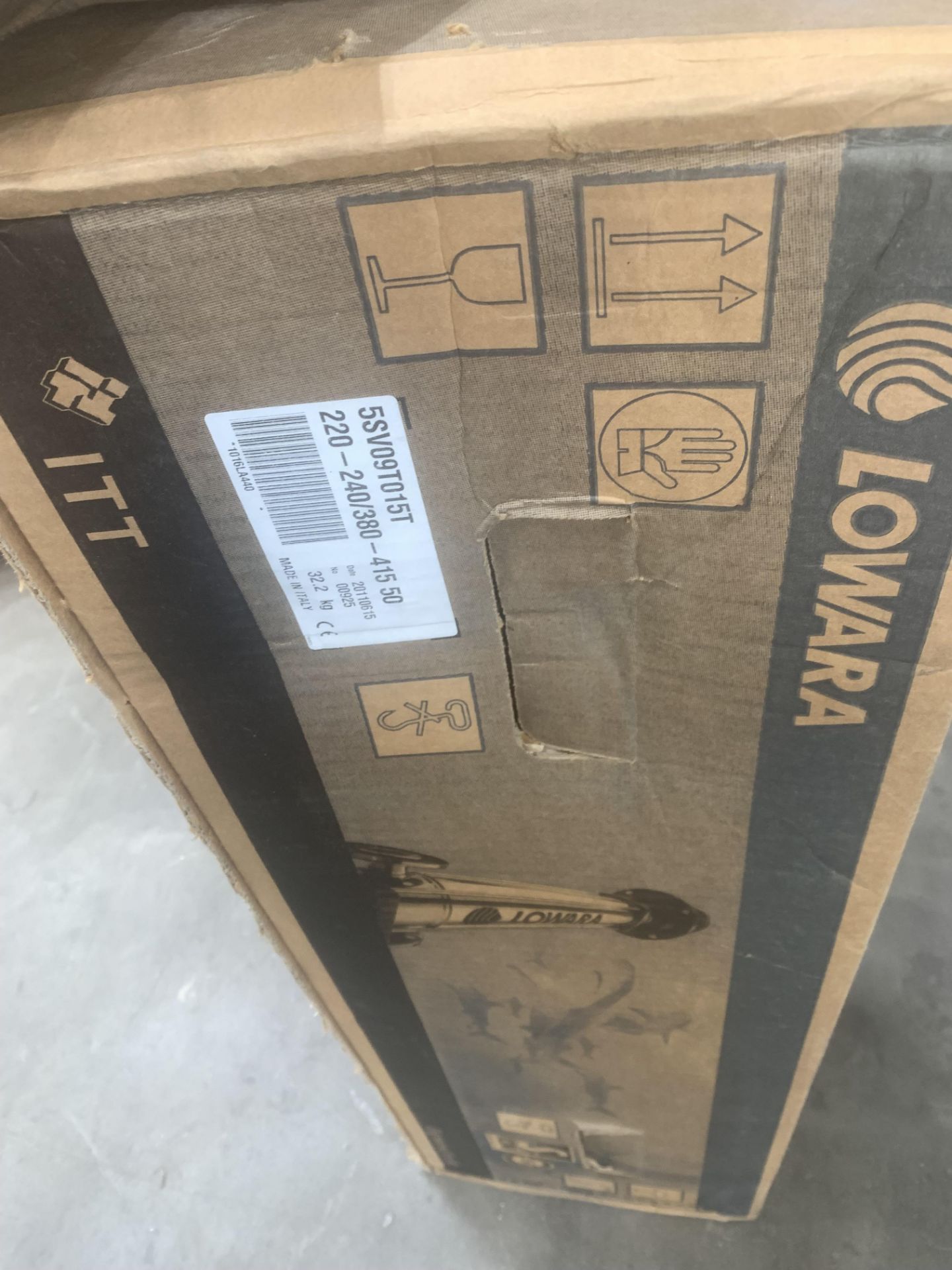 Lowara e-SV 50SV09T015T Vertical Multistage Pump (new unused in box), loading free of charge - - Image 2 of 4