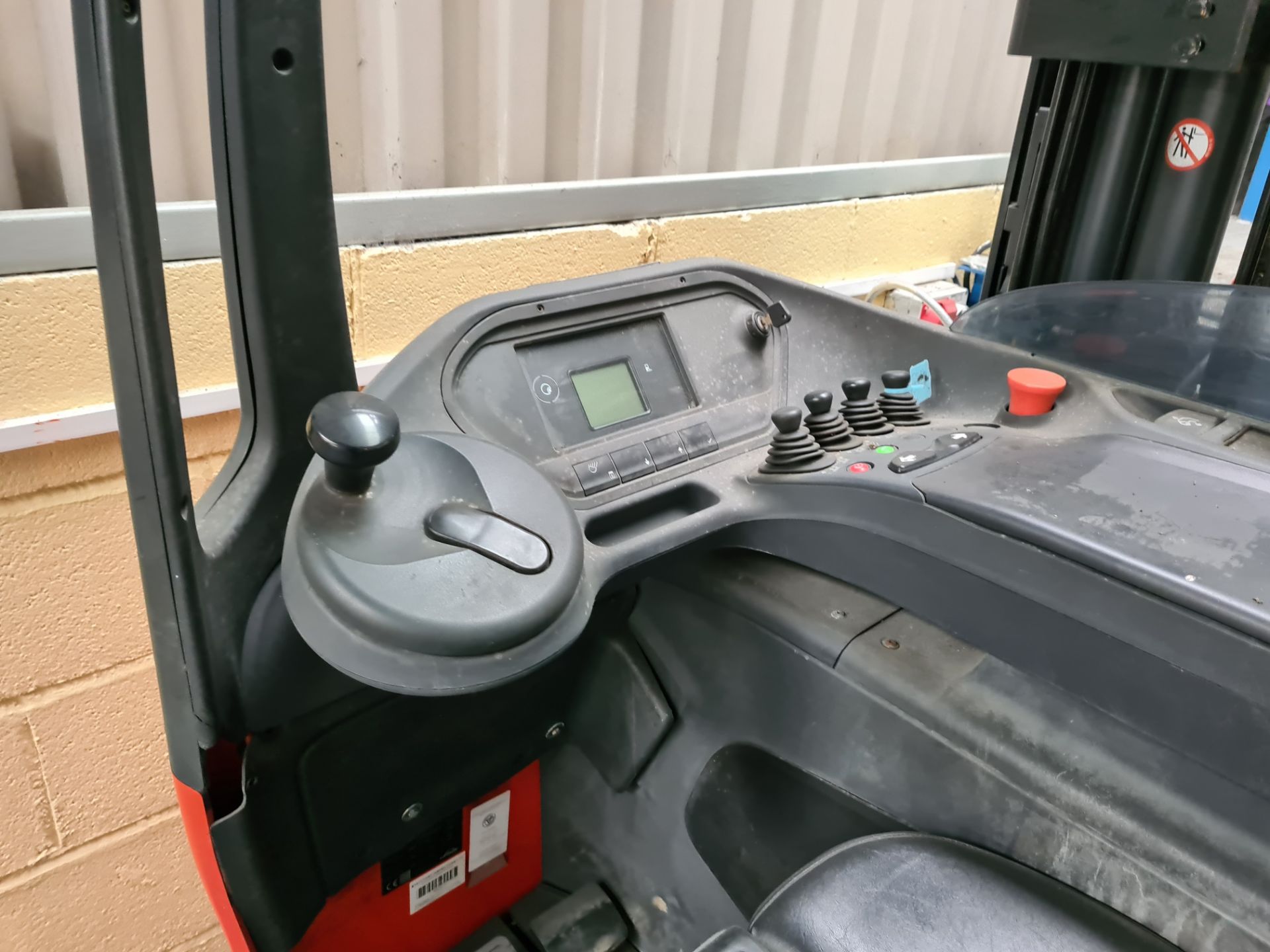 Linde R16N-1 Duplex Mast Ride on Electric Reach Truck, Yom 2013, S/N H21120D00851 c/w Charger - Image 6 of 6