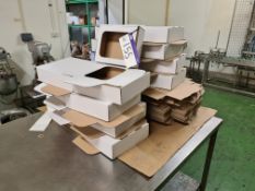 Quantity of Cardboard Cake Boxes