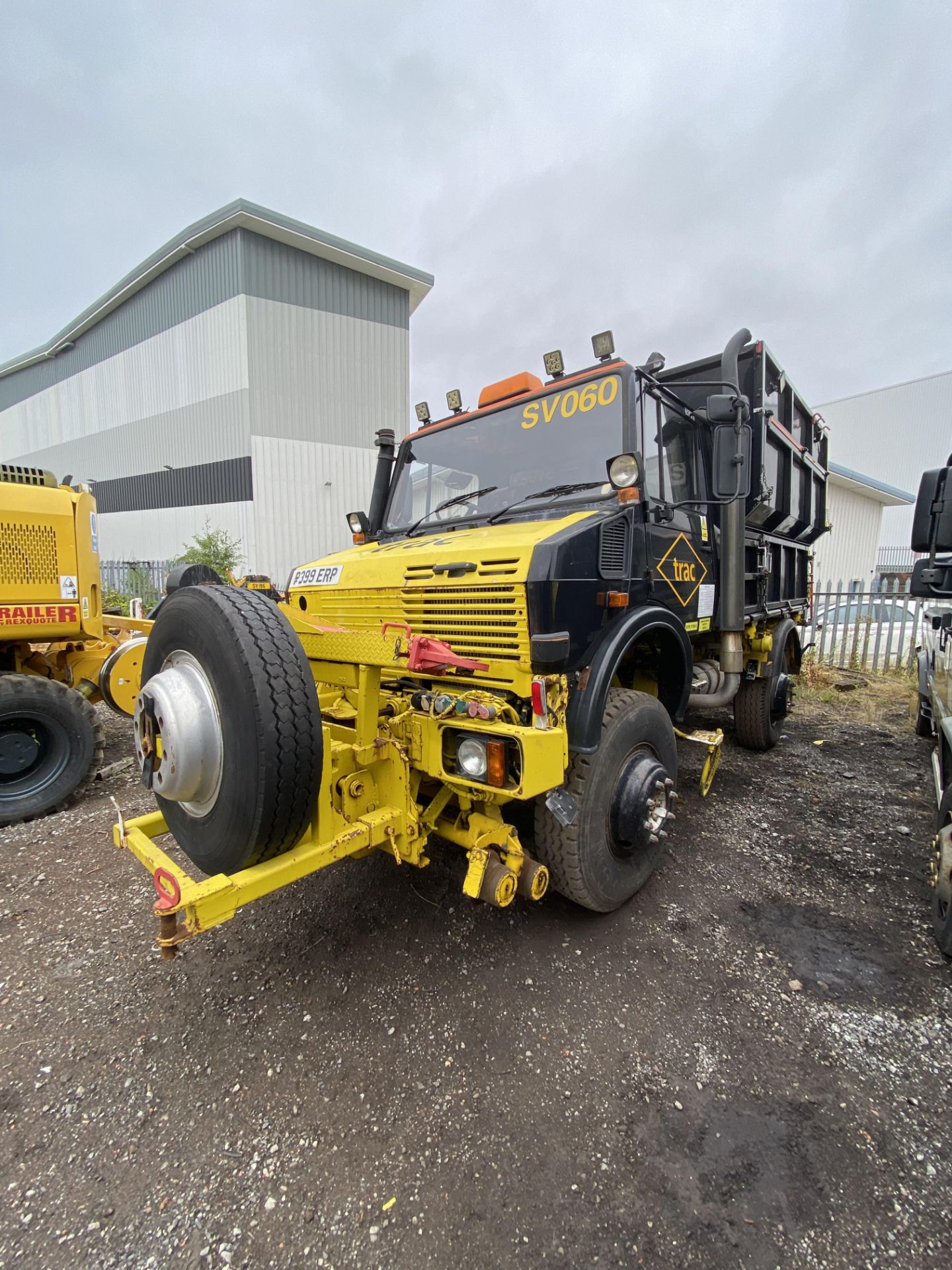 Mercedes UNIMOG ROAD RAIL RHD 4X4 UTILITY VEHICLE/ - Image 2 of 18