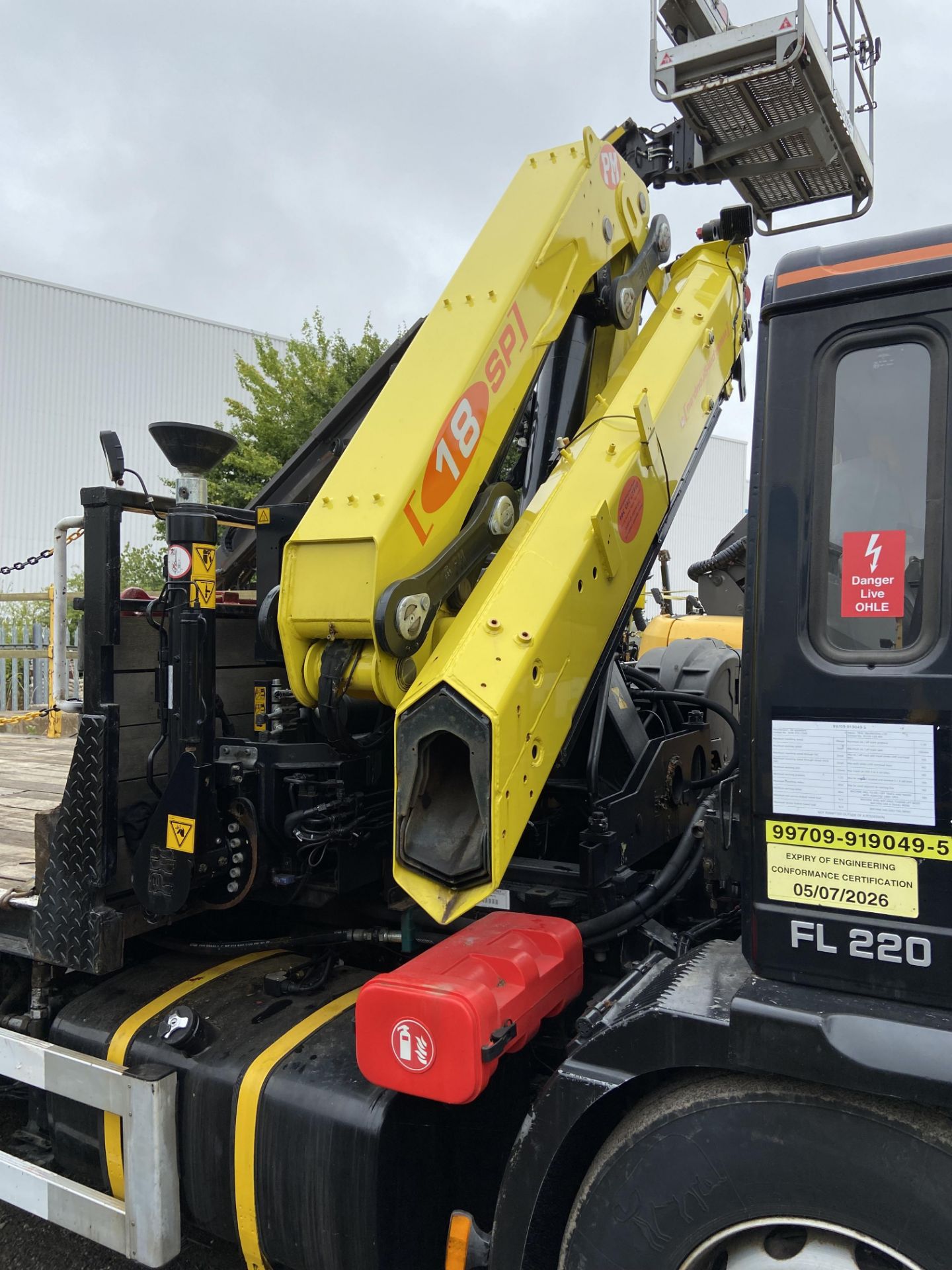 Volvo FL220 ROAD RAIL RHD 4X2 FLAT TRUCK FITTED CRANE, registration no. BN52 ETZ (SV200), date first - Image 11 of 19