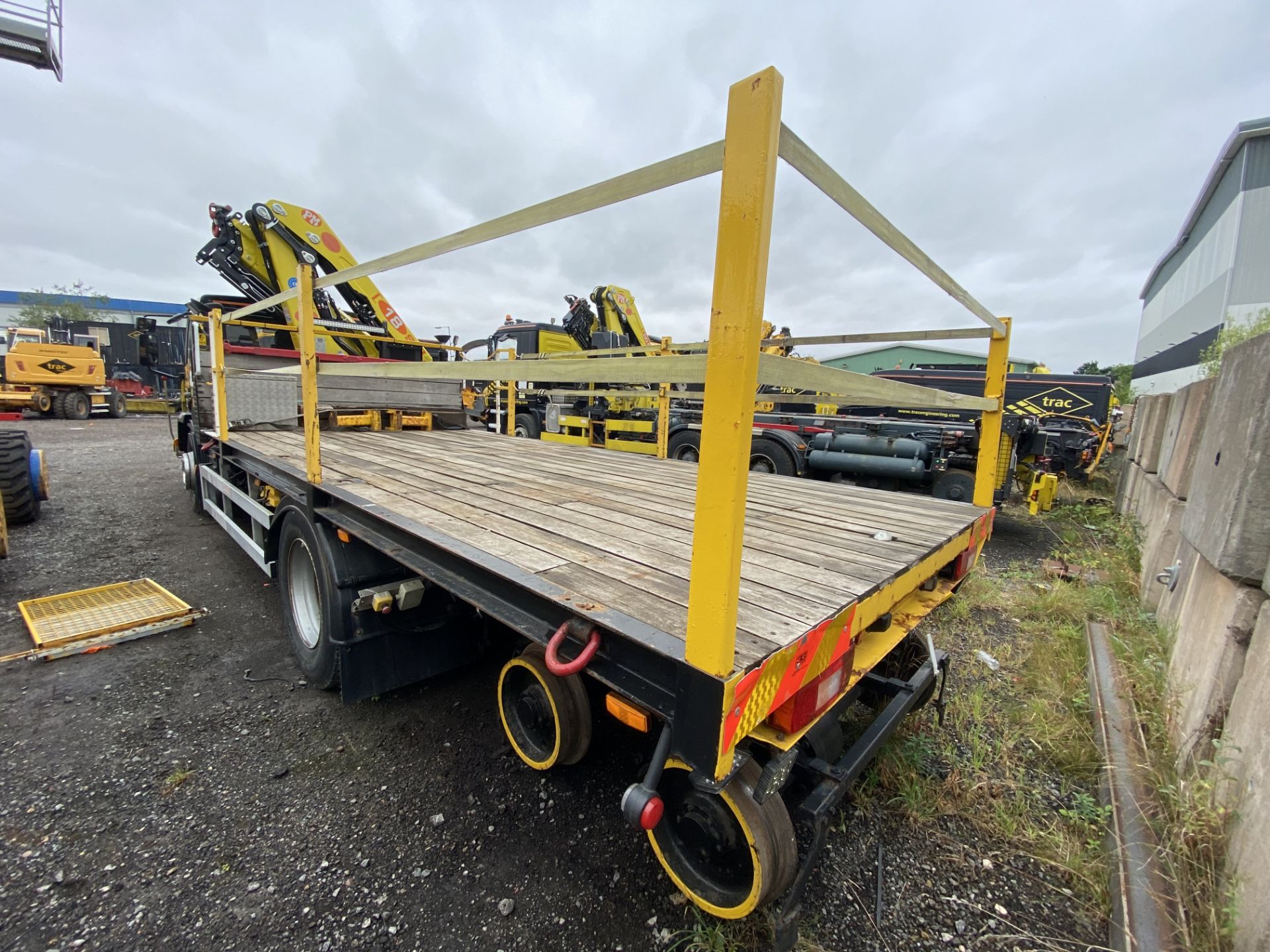 Volvo FL220 ROAD RAIL RHD 4X2 FLAT TRUCK FITTED CRANE, registration no. BN52 ETZ (SV200), date first - Image 7 of 19