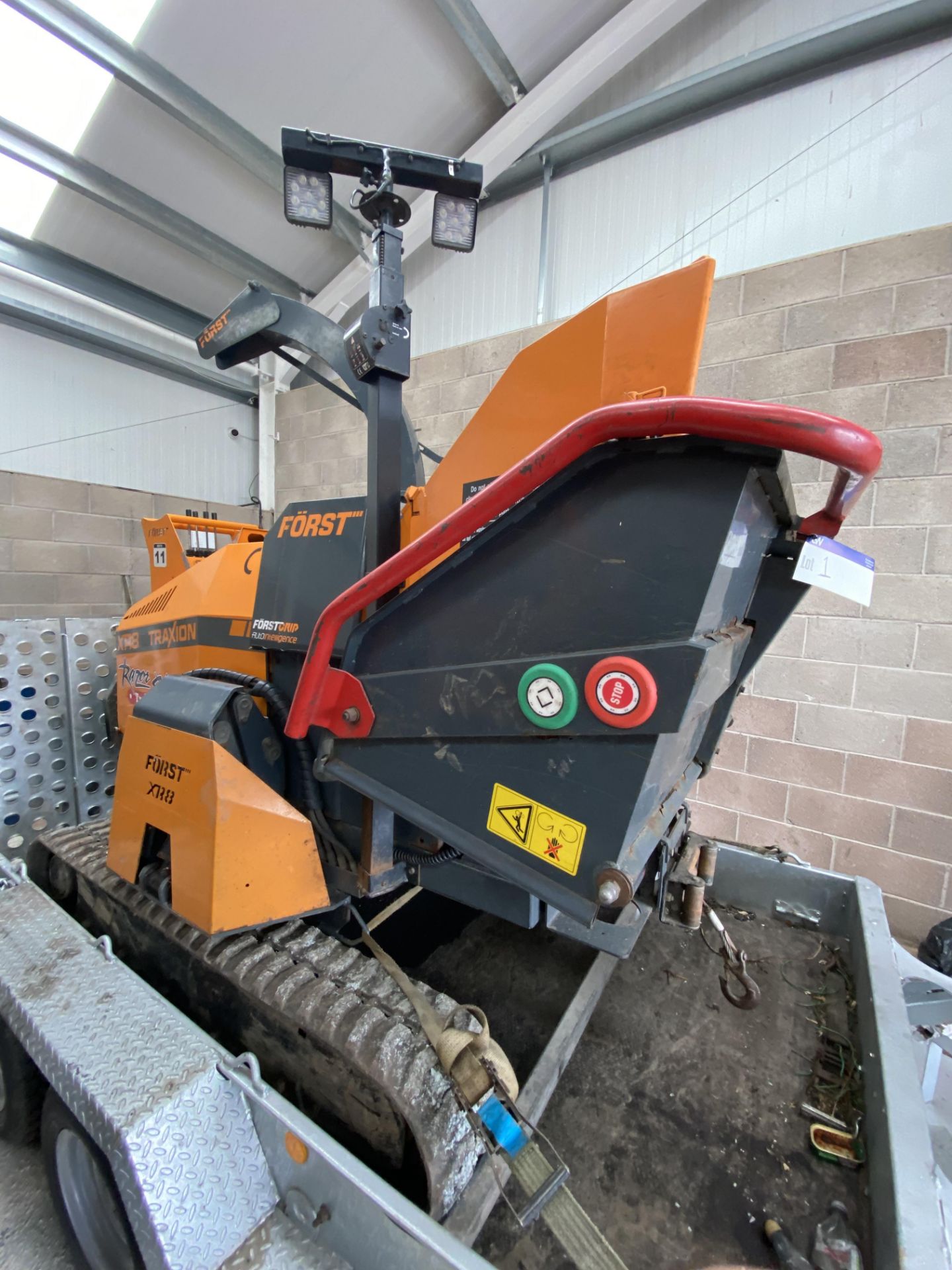 Forst XR8 TRACKED WOOD CHIPPER, serial no. SA9XR800000283167, year of manufacture 2018, weight 2, - Image 8 of 13