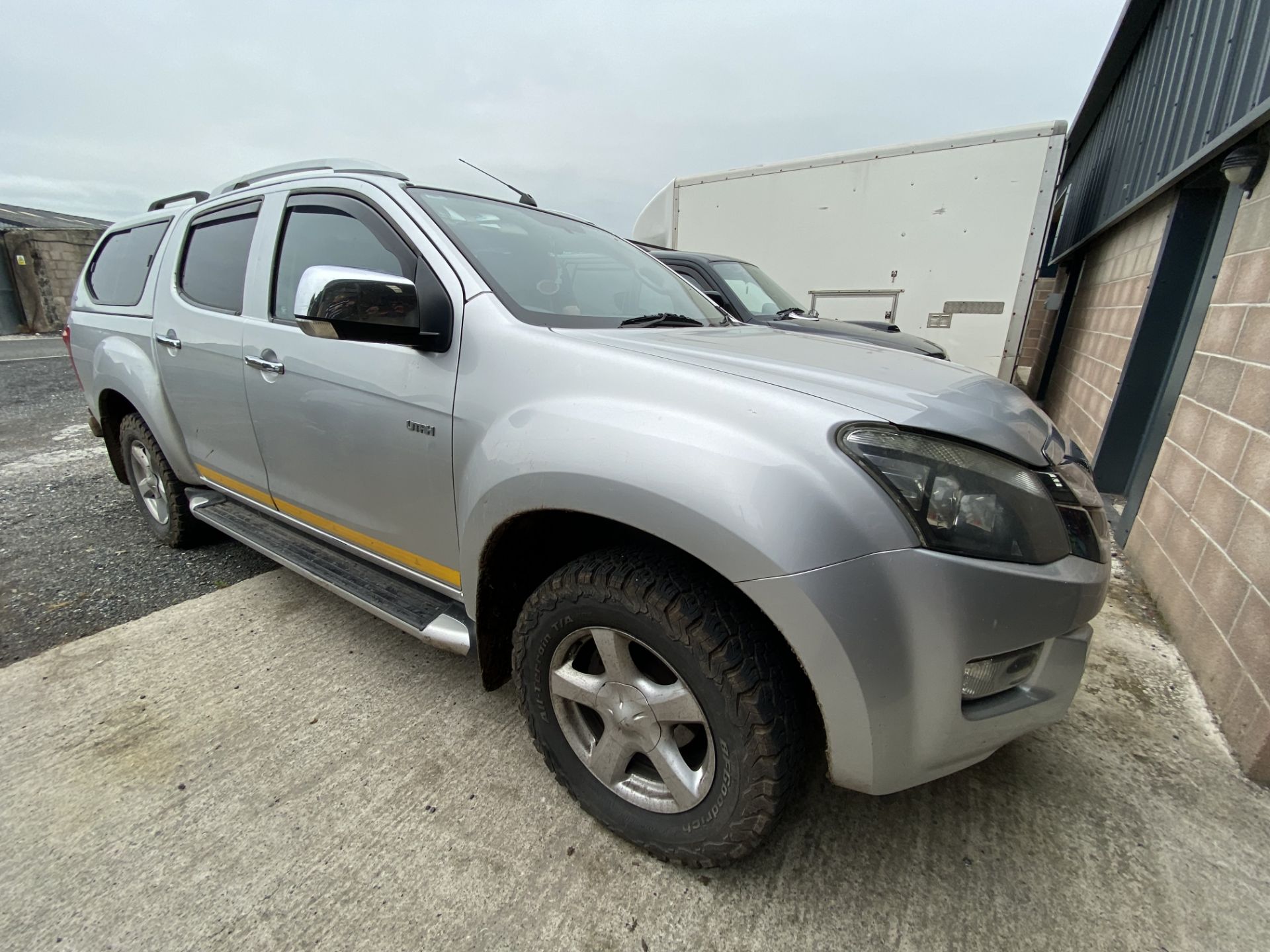 Isuzu UTAH CREW CAB PICK UP, registration no. N23 RST, indicated mileage 137,097 (at time of