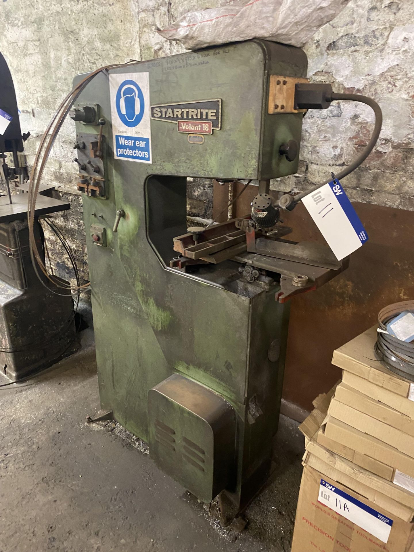 Startrite Volant 18 Vertical Bandsaw, approx. 430mm deep-in-throat (take out and loading charge £