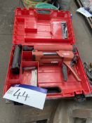 Hilti HDM330 Grease Dispensing Gun, with carry case Note:- VAT will not be charged on hammer price