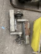 Stub Axle (for a trailer) Note:- VAT will not be charged on hammer price for this lot, however VAT