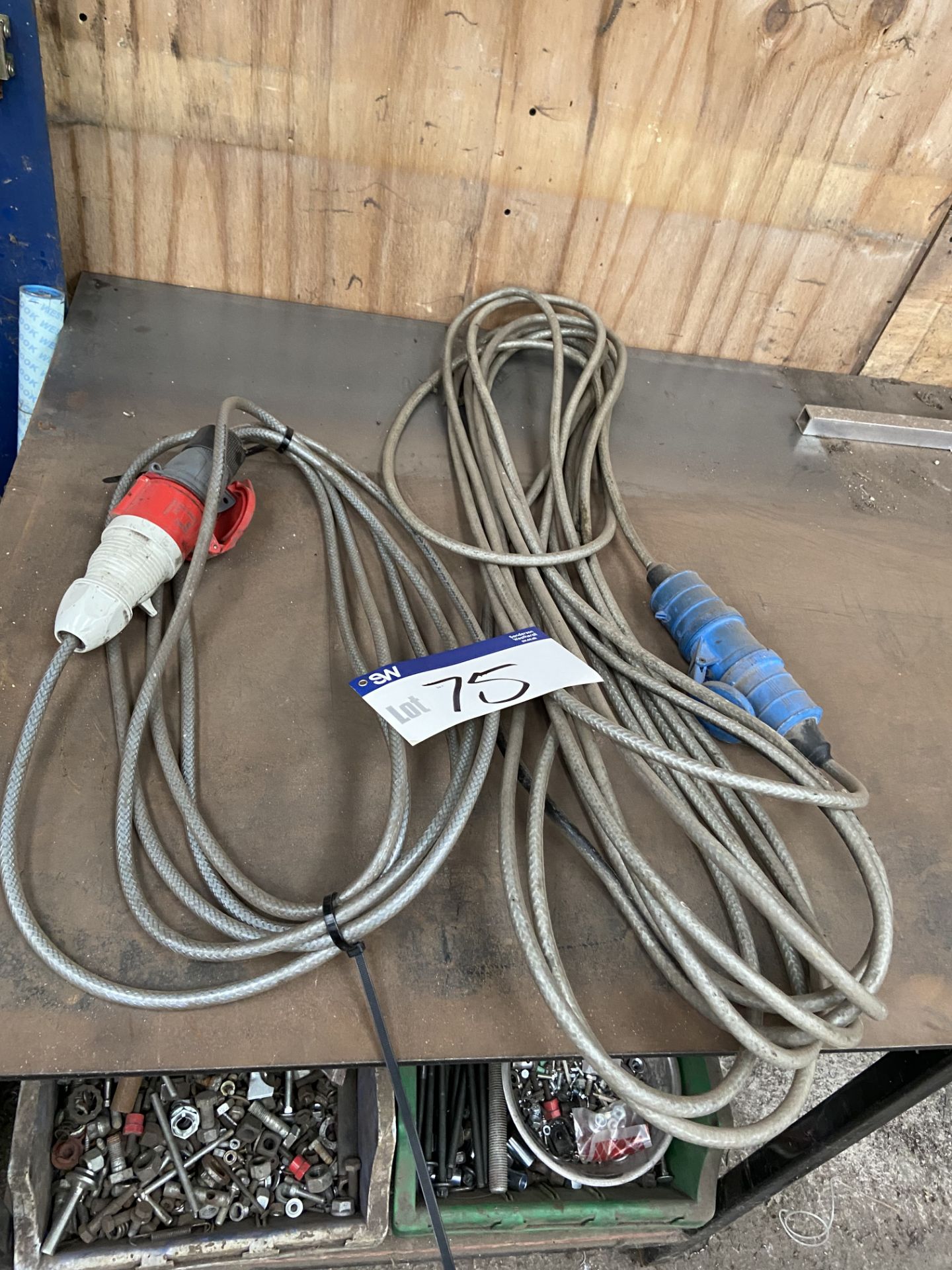 240V & 440V Extension Cable Note:- VAT will not be charged on hammer price for this lot, however VAT