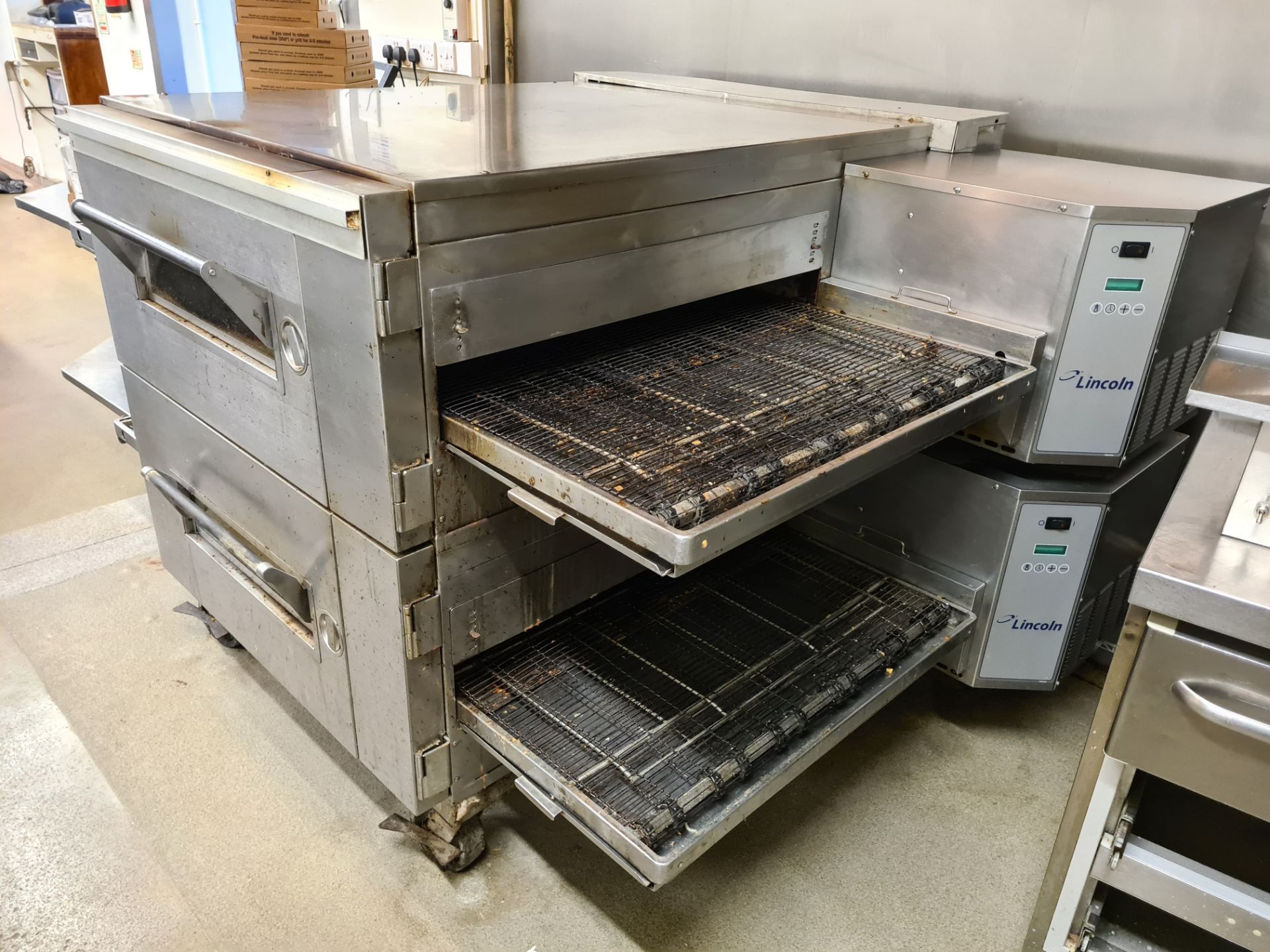 LINCOLN Two Deck Gas Fired Stainless Steel Conveyor Pizza Oven (Gas Needs Disconnecting and - Image 3 of 6