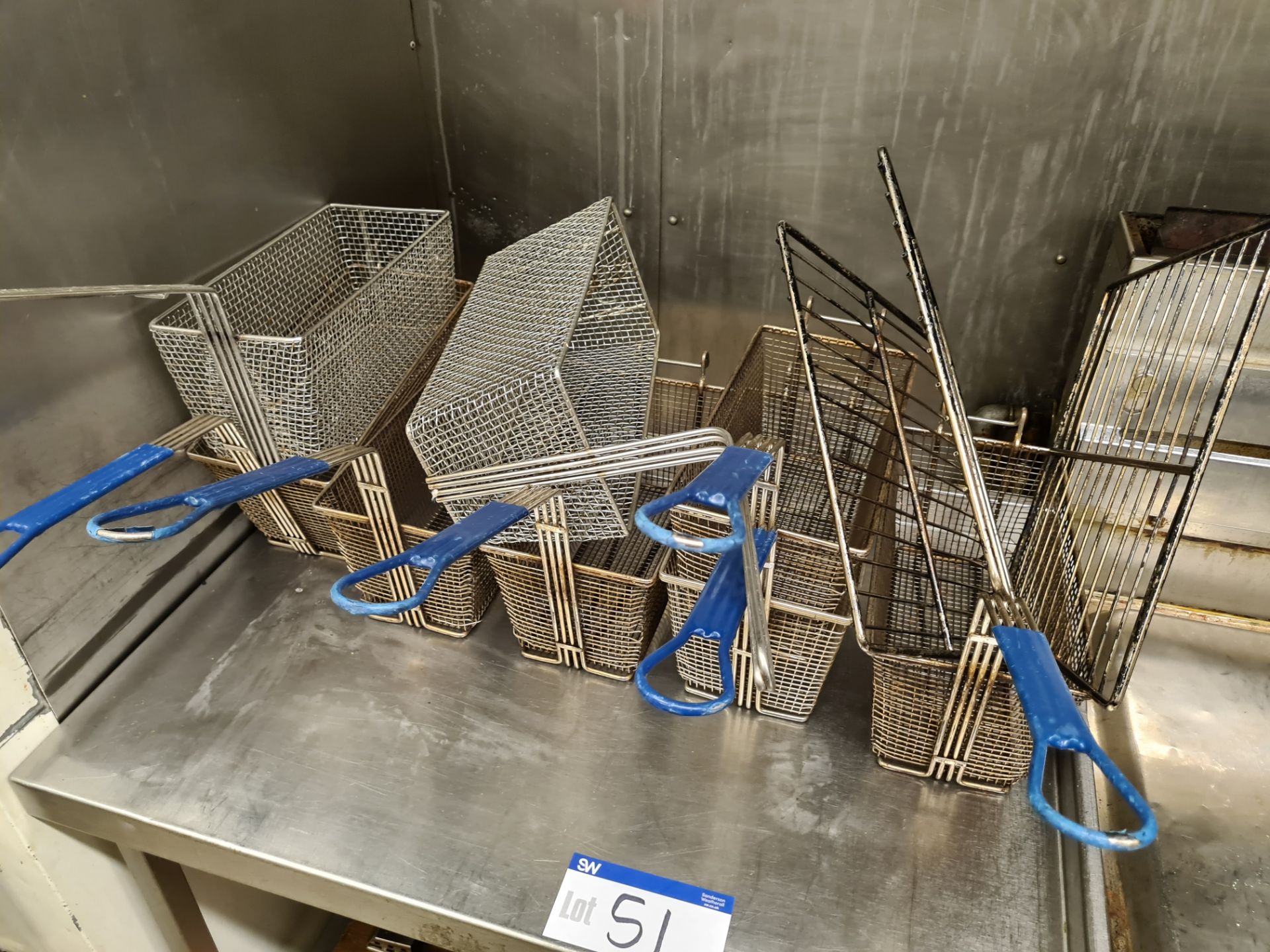 PITCO Stainless Steel Triple Mobile Deep Fat Fryer c/w Six Frying Baskets, Approx. 1.2m (L) x 0. - Image 7 of 7