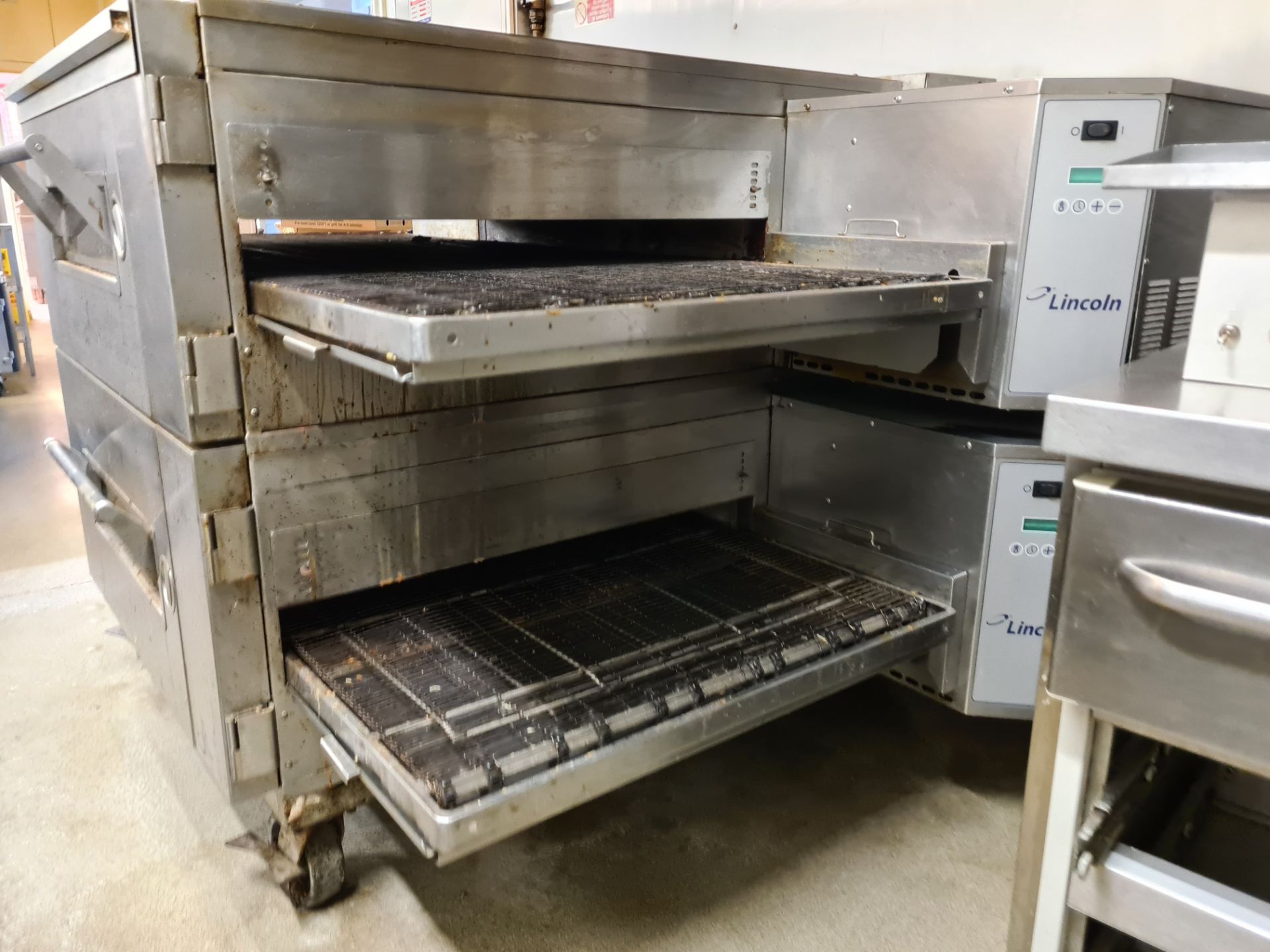 LINCOLN Two Deck Gas Fired Stainless Steel Conveyor Pizza Oven (Gas Needs Disconnecting and - Image 6 of 6