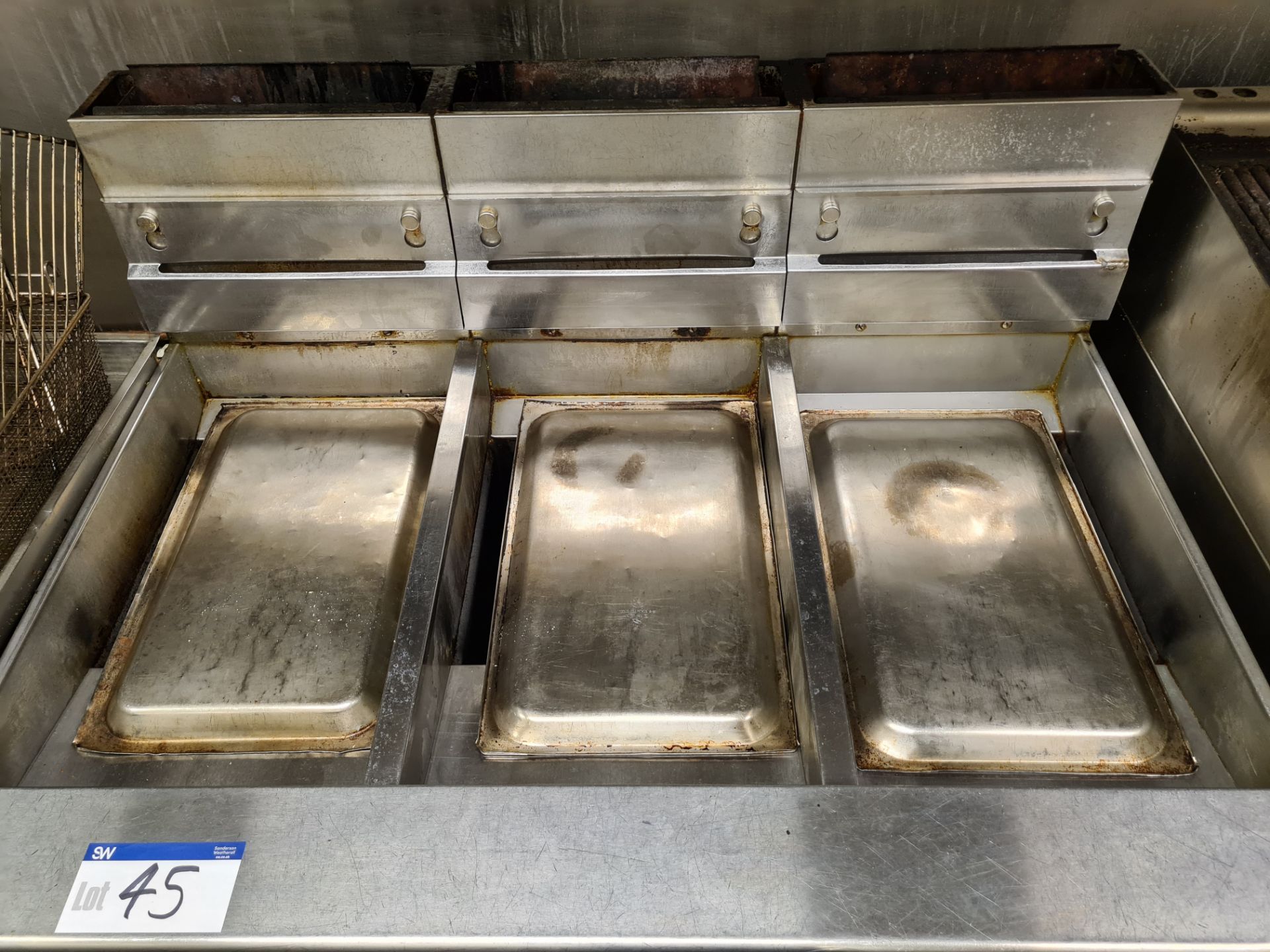 PITCO Stainless Steel Triple Mobile Deep Fat Fryer c/w Six Frying Baskets, Approx. 1.2m (L) x 0. - Image 6 of 7