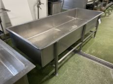 Stainless Steel Open Topped Vessel, approx. 2.5m x 900mm x 400mm deepPlease read the following