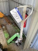Hand Hydraulic Pallet Truck, with forks approx. 1m x 700mm (in quarantine area)Please read the