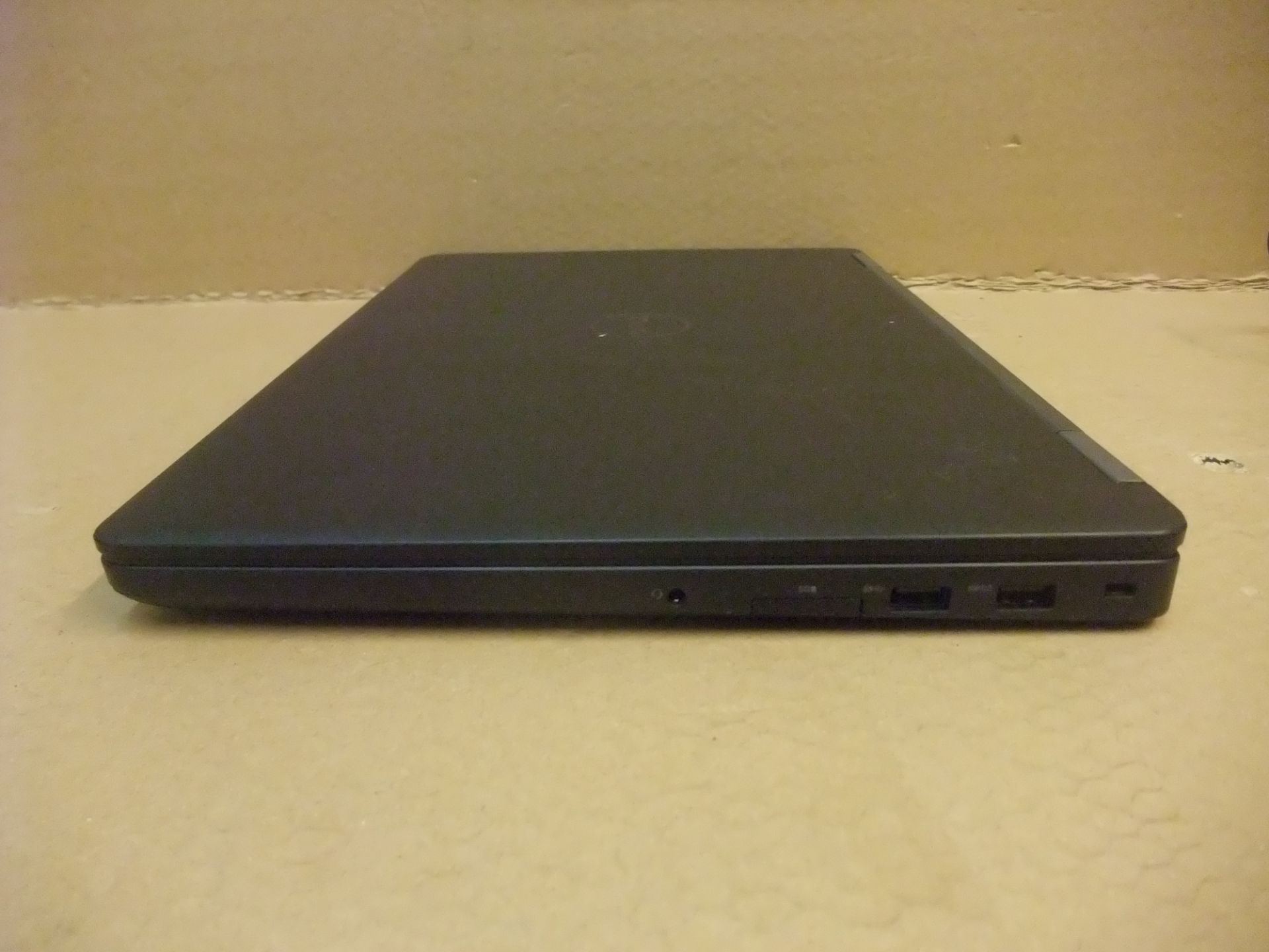 Dell Latitude E5570 Laptop - i5-6440HQ, 16Gb RAM, 256Gb SSD, Windows 10 Pro (PSU & power lead - Image 3 of 5