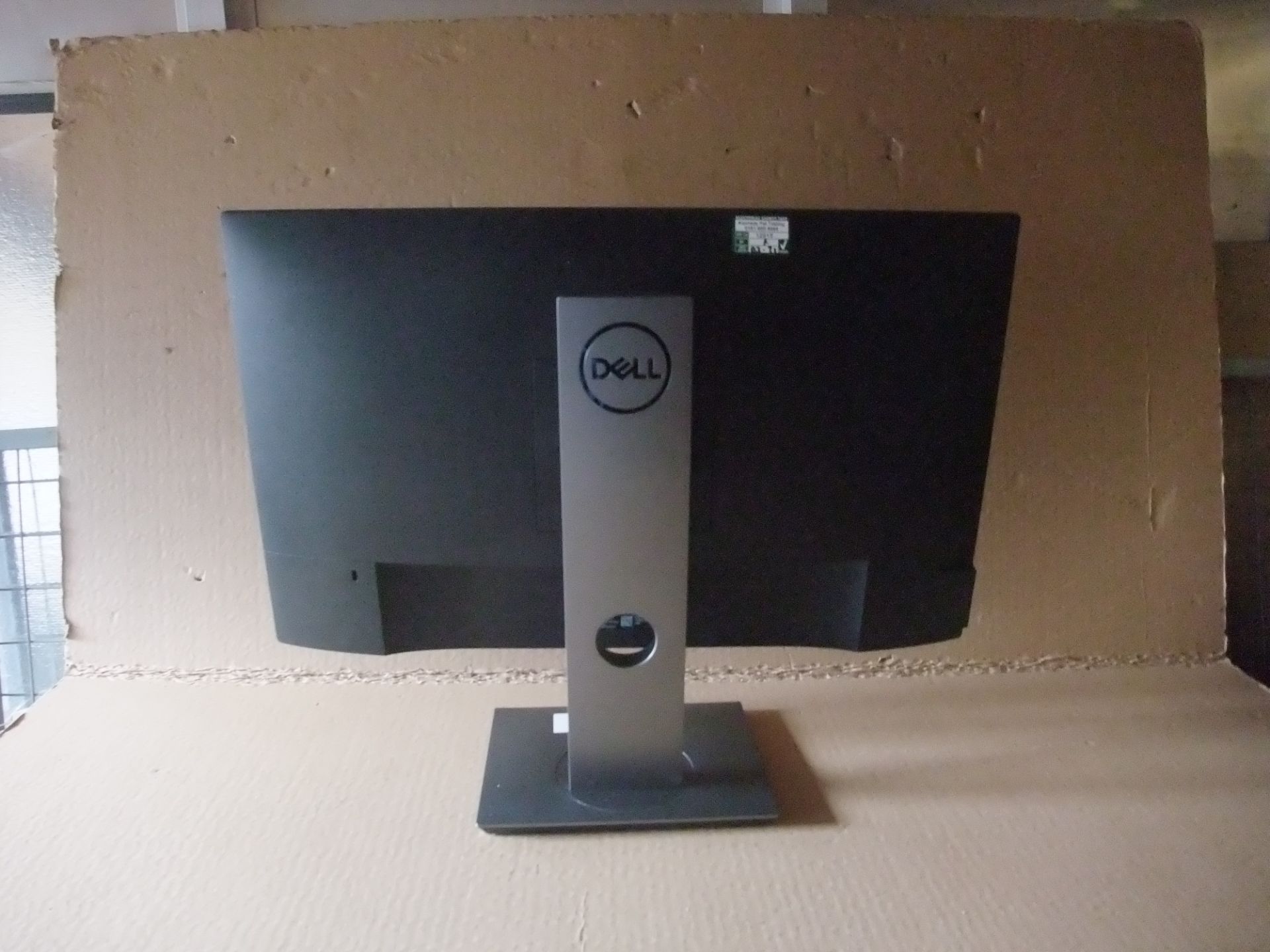 Dell P2419H - 24" Monitor, Full HD (1920 x 1080) Monitor, HDMI, DP, VGA & USB portsPlease read the - Image 2 of 3