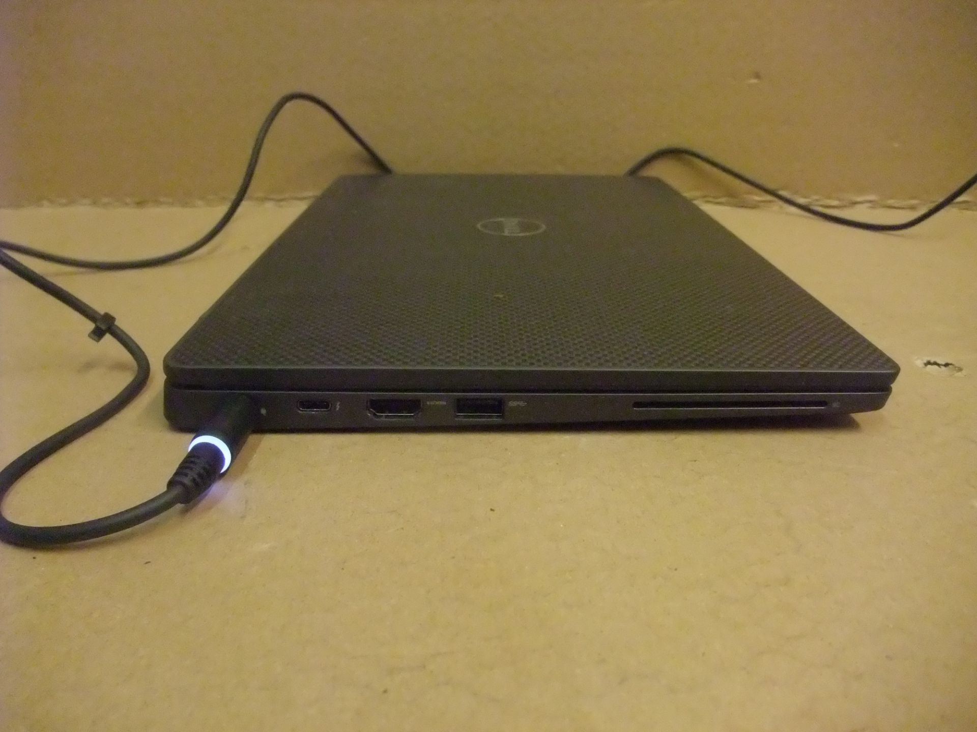 Dell Latitude 7300 Laptop - i7-8665U, 16Gb RAM, 256Gb M2 drive, Windows 10 Pro (PSU & power lead - Image 5 of 5