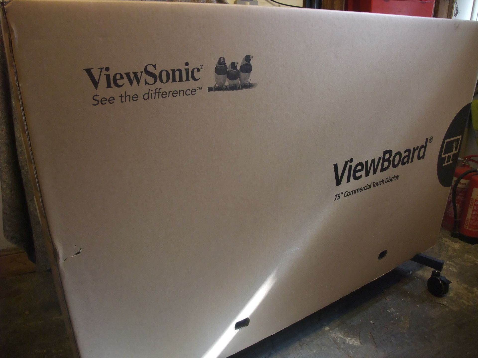 ViewSonic IFP7530 ViewBoard® 75" 4K Interactive Display, with PC module and sound barPlease read the - Image 14 of 19