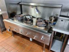 Stainless Steel 6 Hob Wok Range, Approx. 1.6m (L) x 0.9m (W) x 1.4m (H) (Gas Needs Disconnecting and