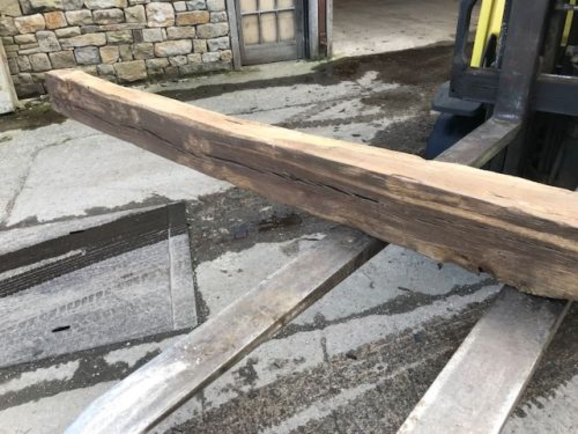 Old Oak Beam, approx. 11ft tall, (vendors comments - cleaned and would make a lovely feature beam, - Image 2 of 4