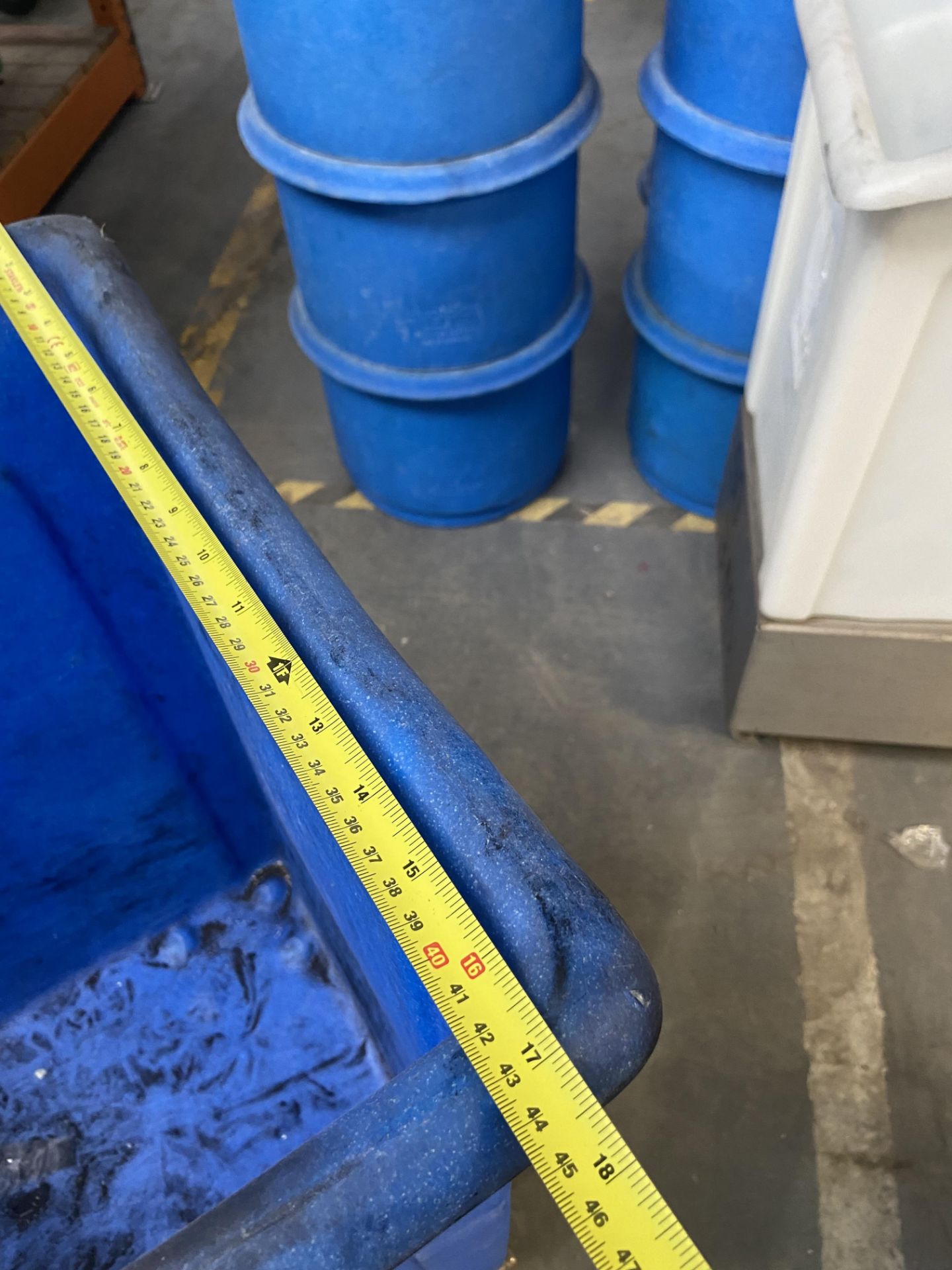 Blue Mixing Tub/ Tote, with integrated trolley, 59 - Image 6 of 7