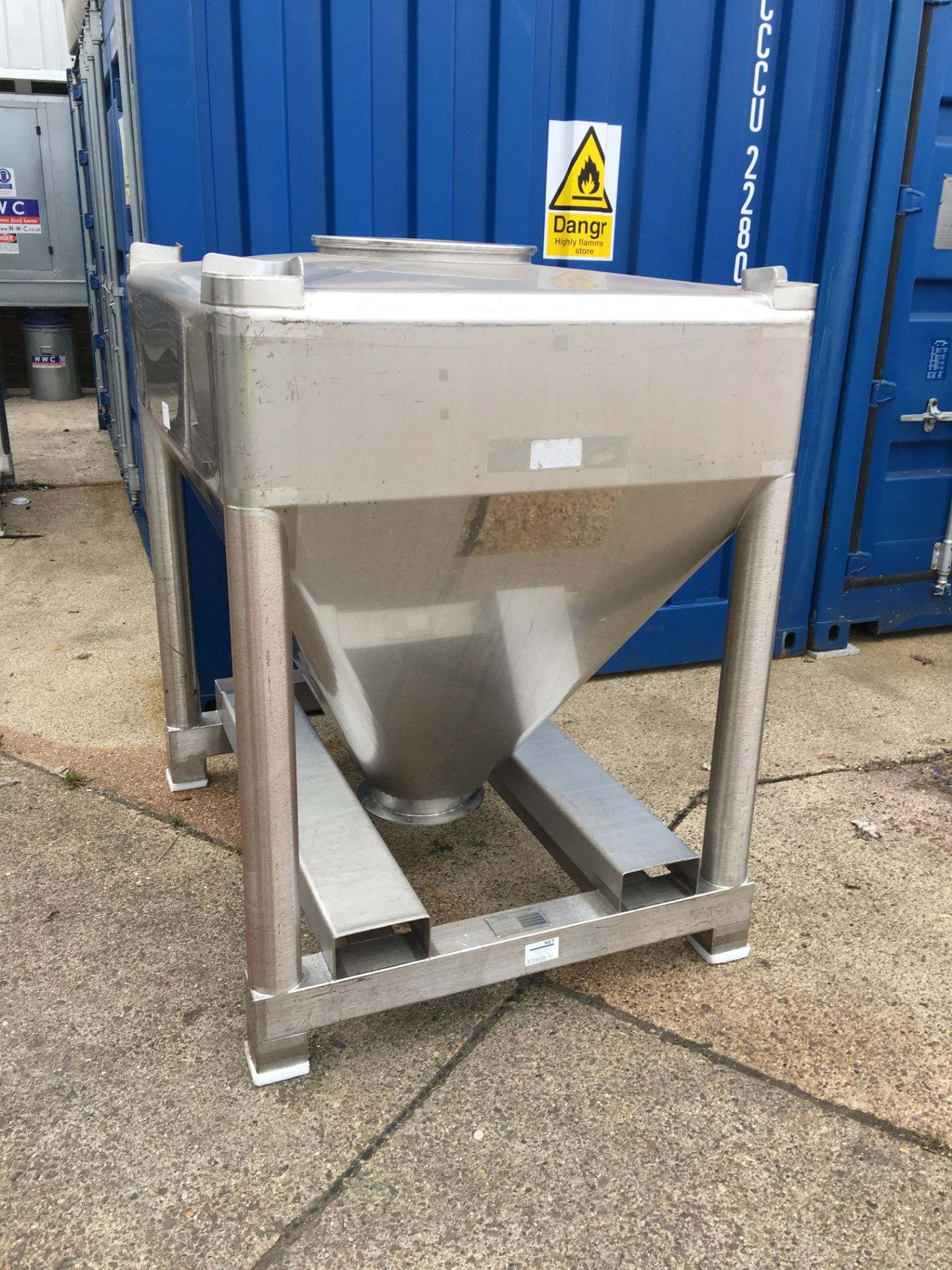 Rotating Tote Blender, with two stainless steel bi - Image 11 of 11