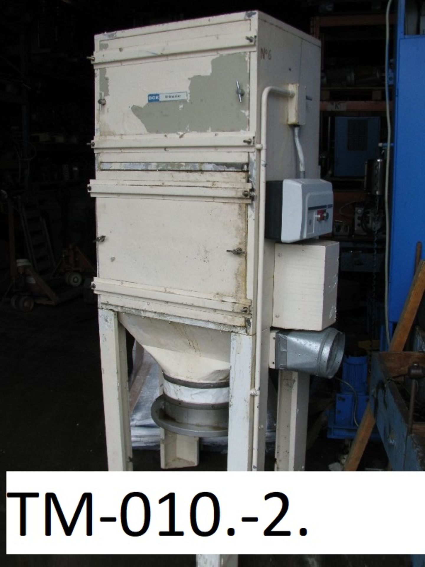 DCE Ltd A DCE UMA-154 Dust Unit, with bucket and s - Image 3 of 3