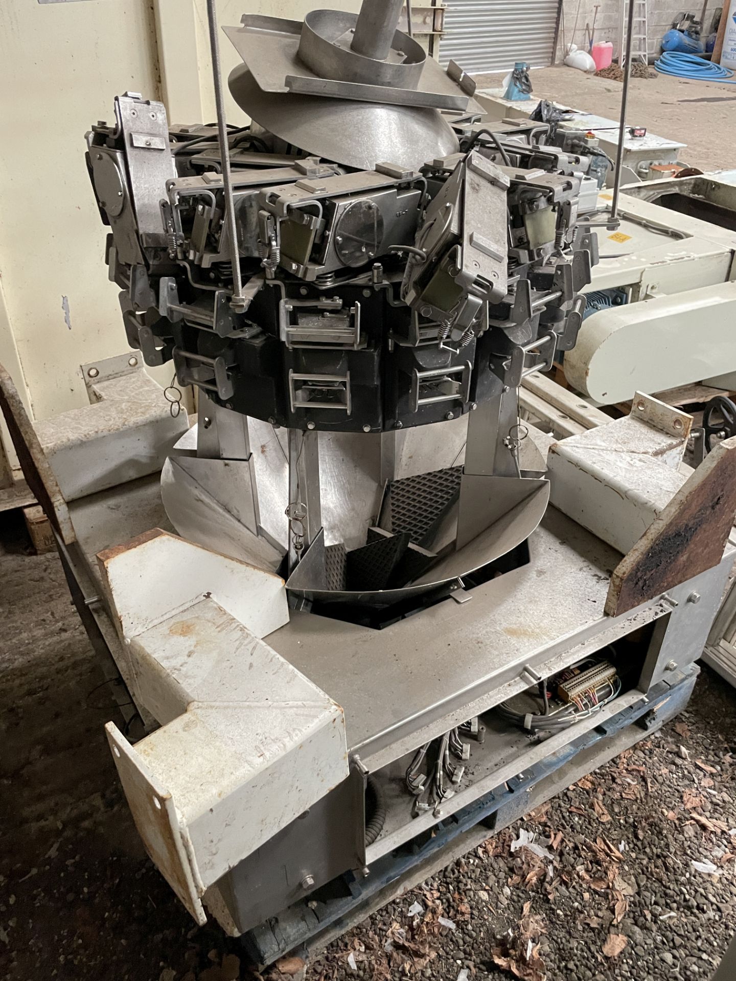 Stainless Steel 14 Head Weigher, understood to be - Image 2 of 2