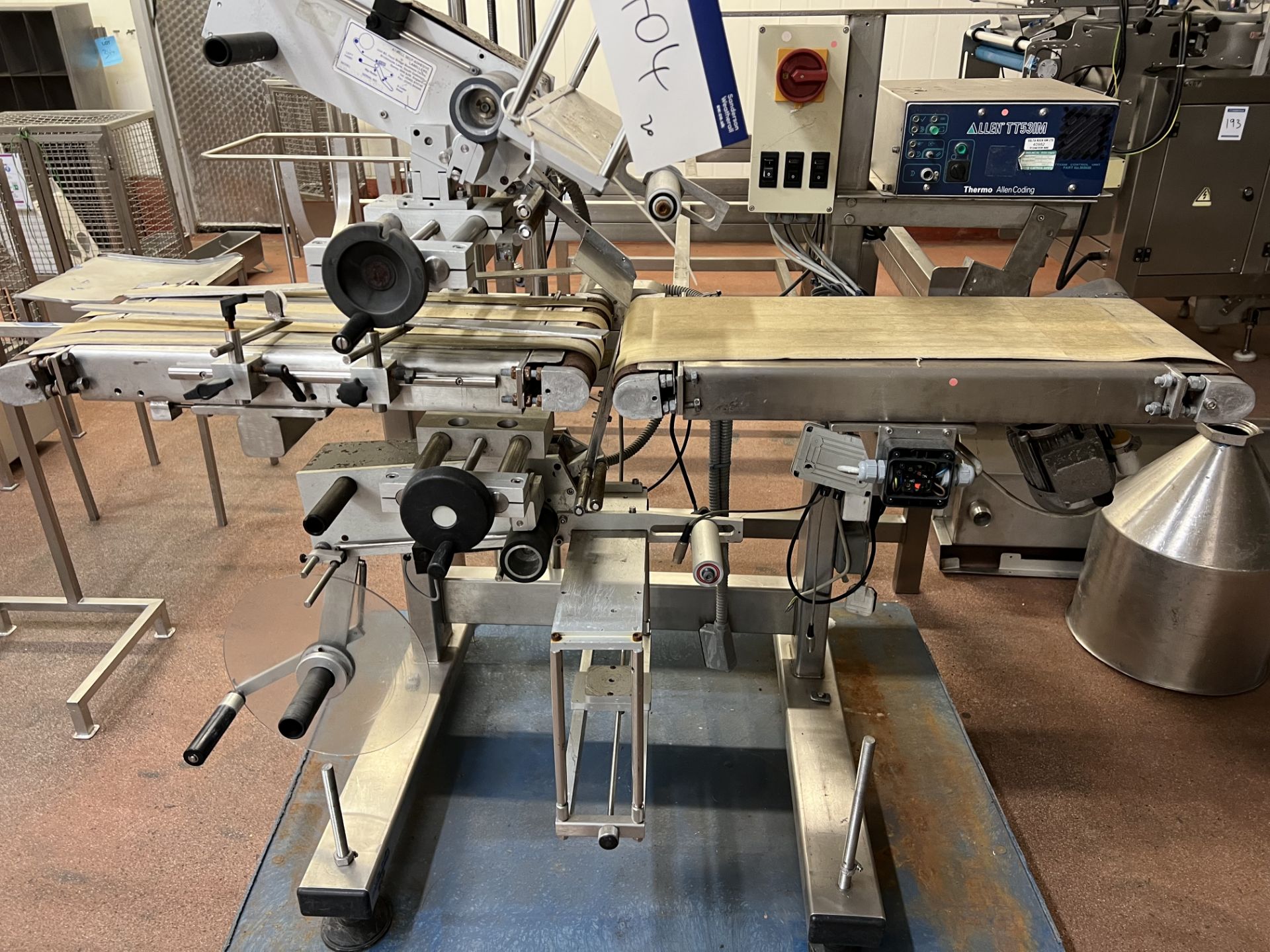 Atwell Top & Bottom Label Applicator, approx. belt