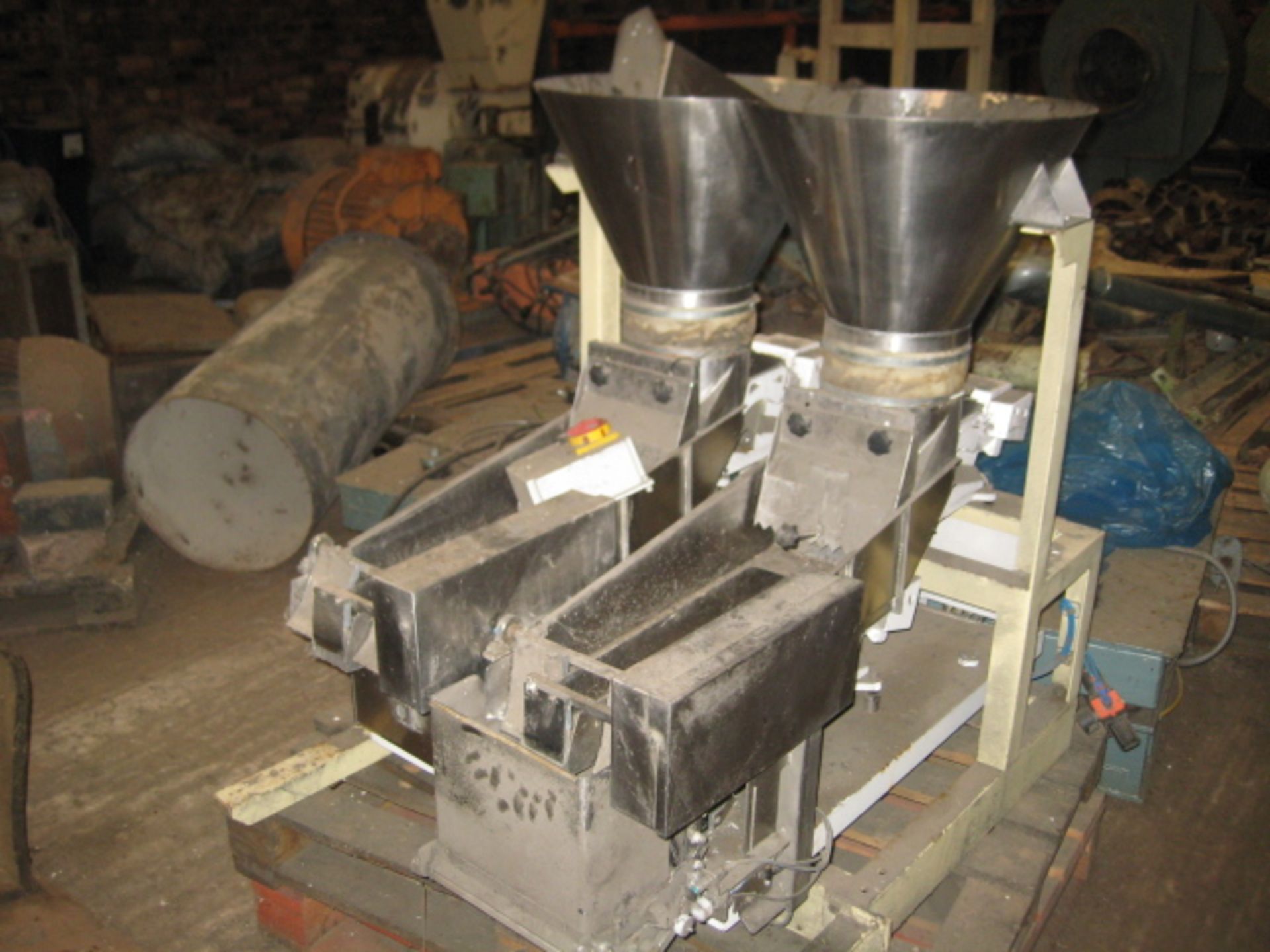 Stainless Steel Twin Head Inline Weigher, on mild - Image 3 of 5