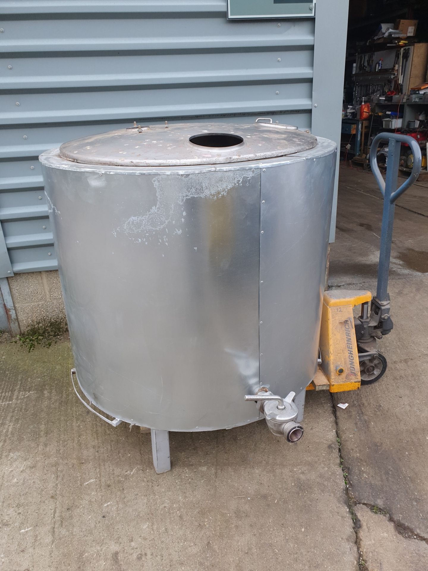 500L Stainless Steel Tank, with hot water jacket ( - Image 2 of 4