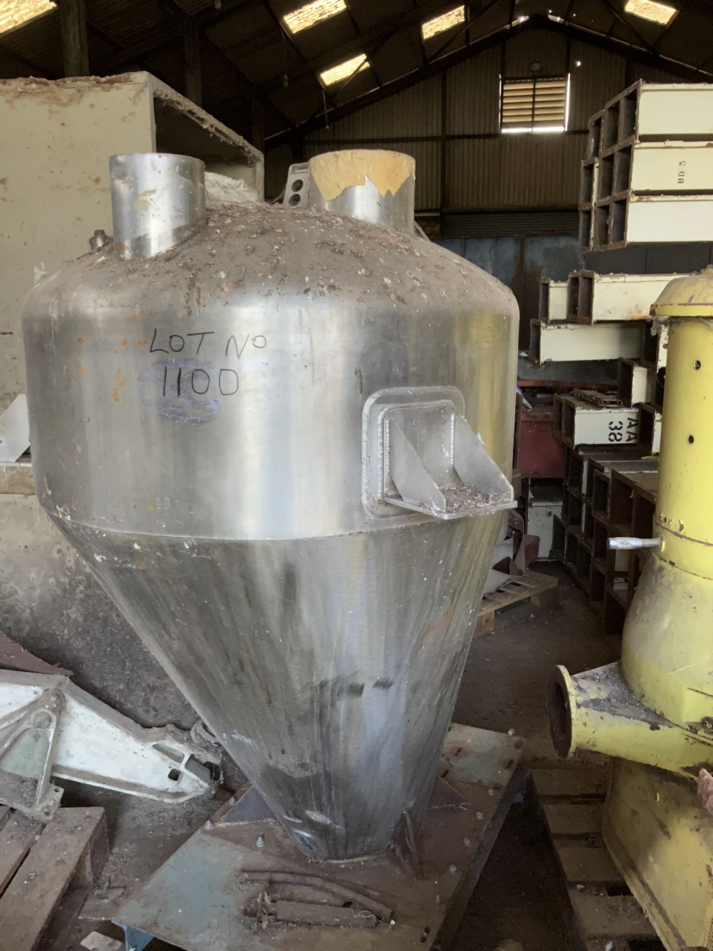 Stainless Steel Conical Vessel, with support brack