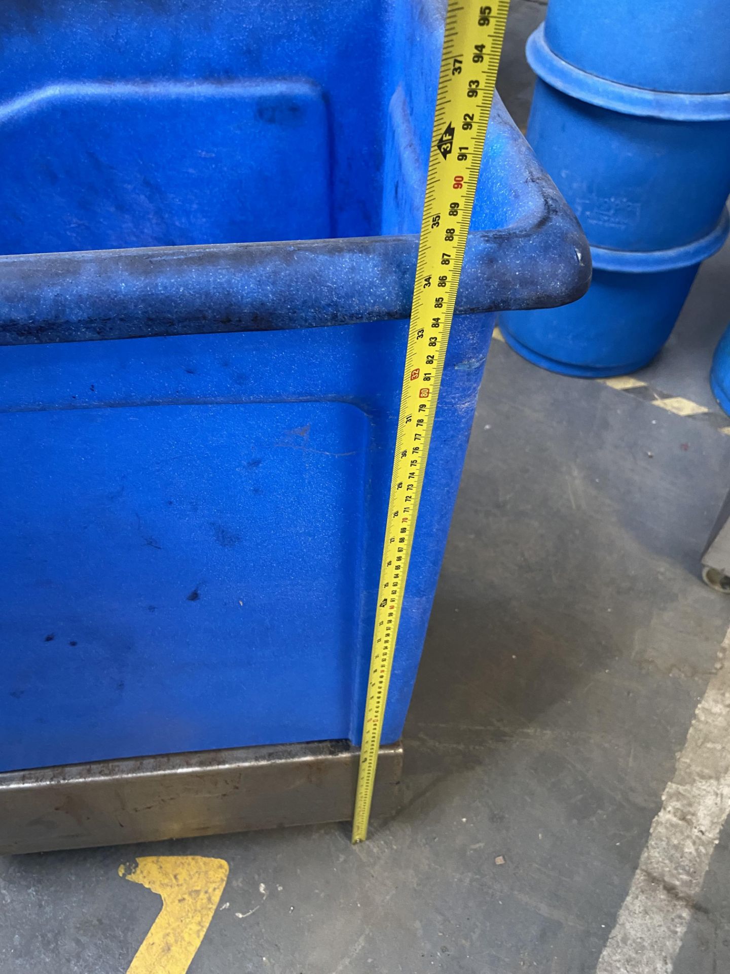 Blue Mixing Tub/ Tote, with integrated trolley, 59 - Image 3 of 7