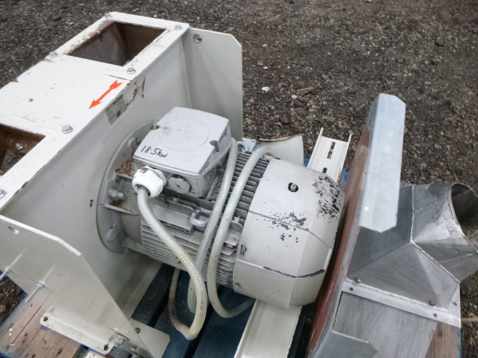 Buschhoff BHOS 250 Hammer Mill, year of manufactur - Image 2 of 4