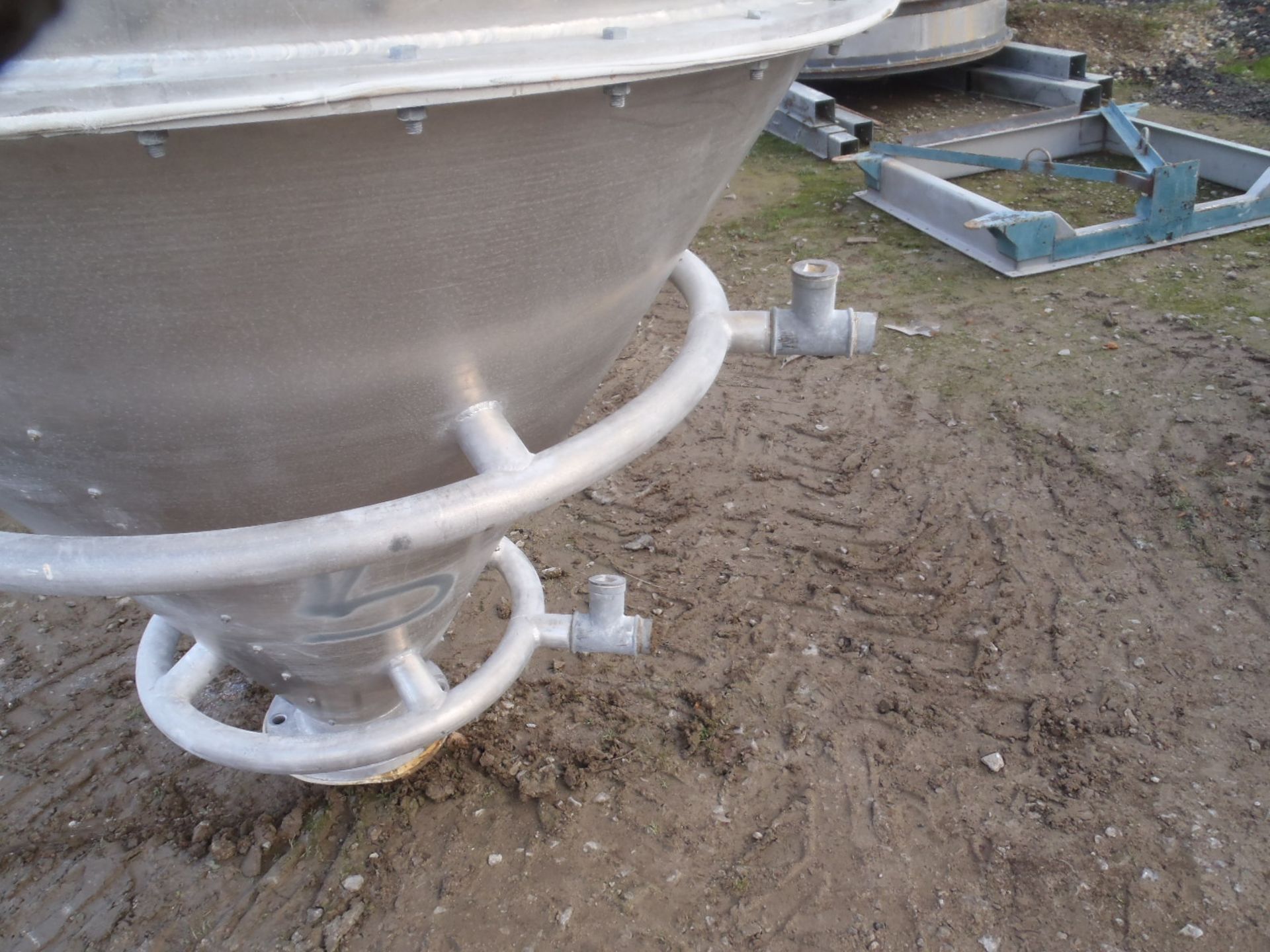 Aluminium Hopper, with air pad cone, approx. 1.7m - Image 2 of 4