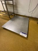Stainless Steel Raisable Load Plate, plate approx. 1.25m x 1m, with Mettler Toledo ICS689 digital