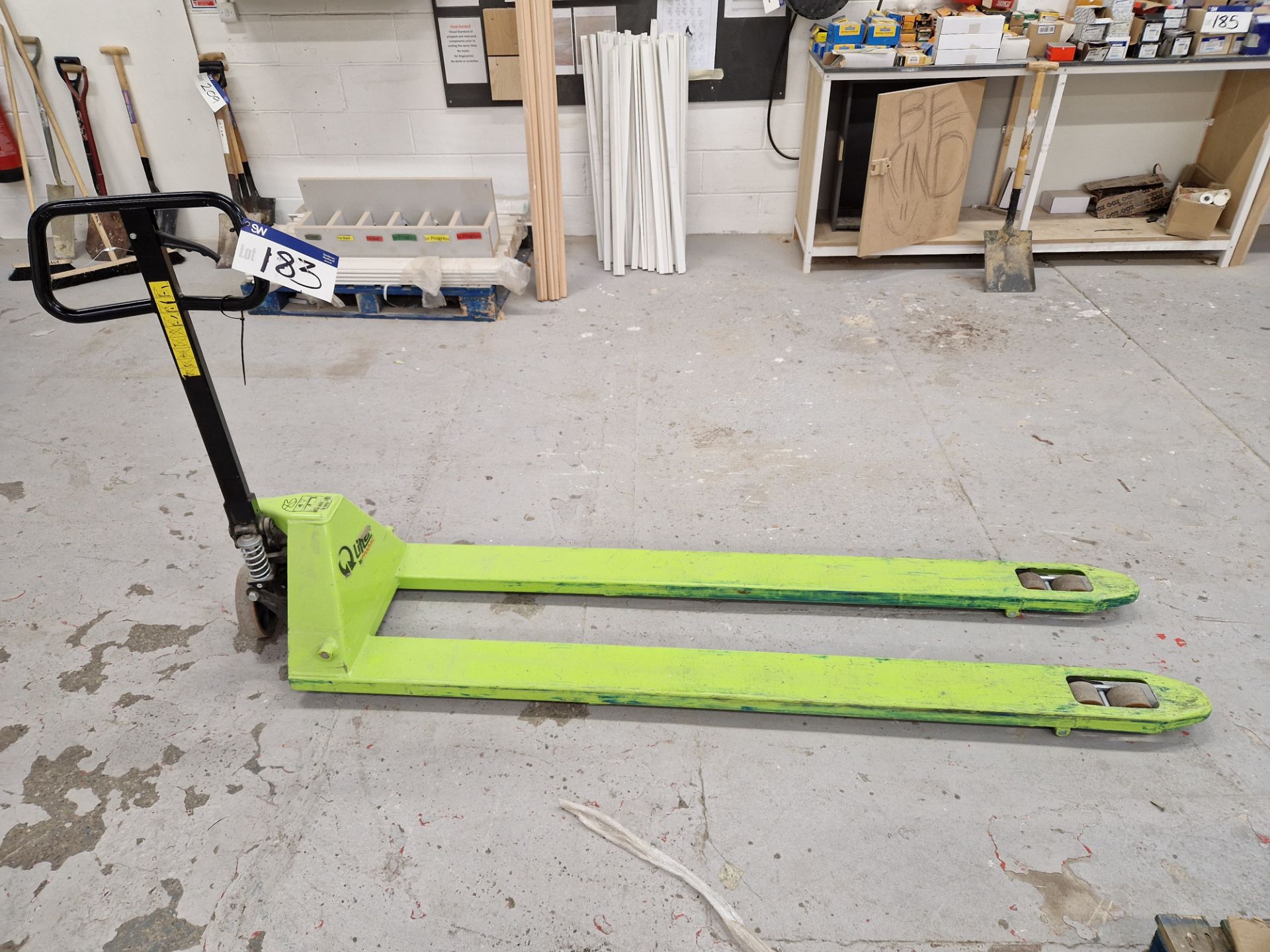 Qlifter 2500kg Long Reach Pallet Truck, approx. 1.9m long (Reserve removal until Friday 16th