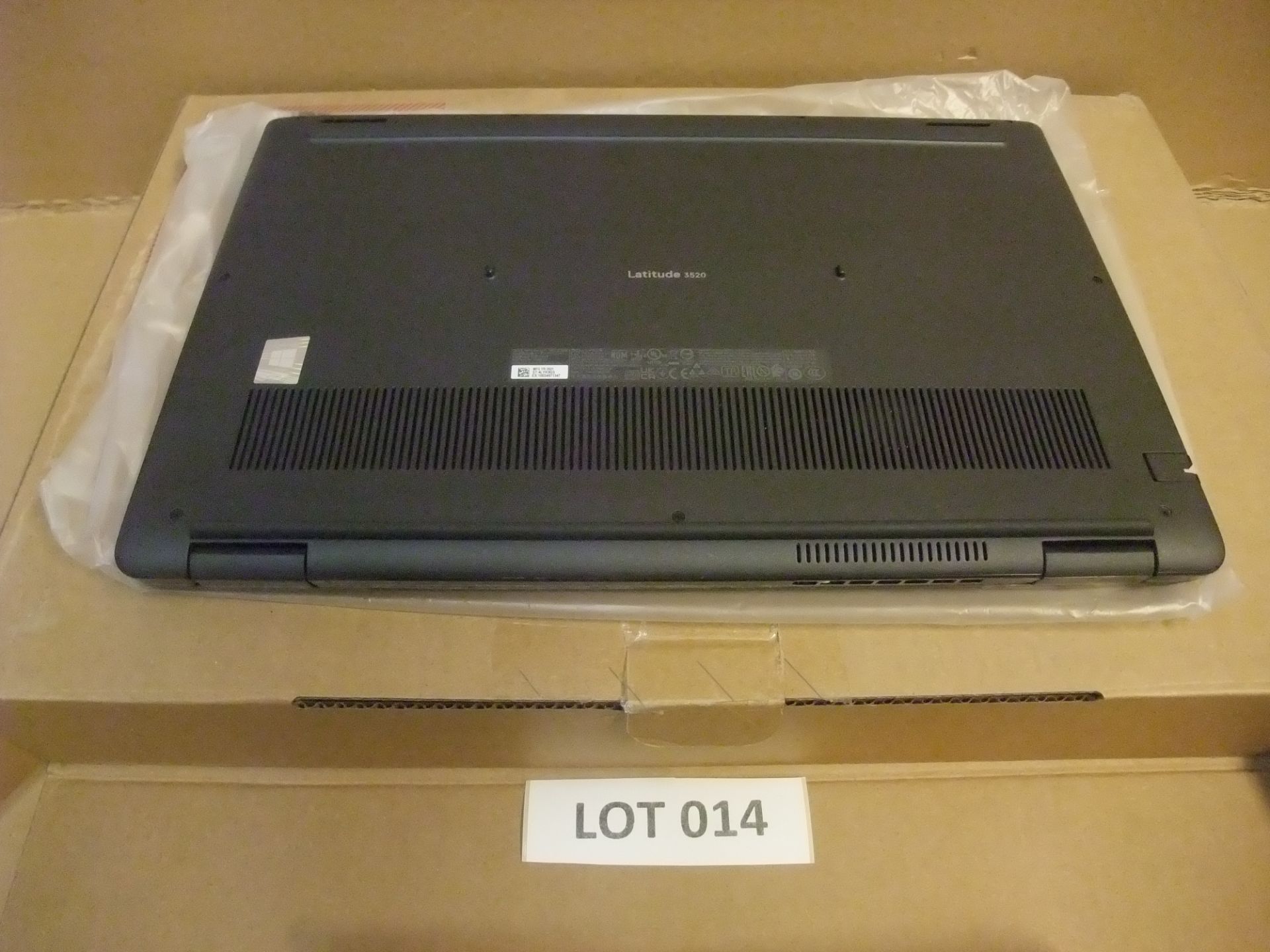 Dell Latitude 3520 Laptop (understood to be unused in box) - i7-1165G7, 8Gb RAM, 256Gb M2 drive, - Image 4 of 6