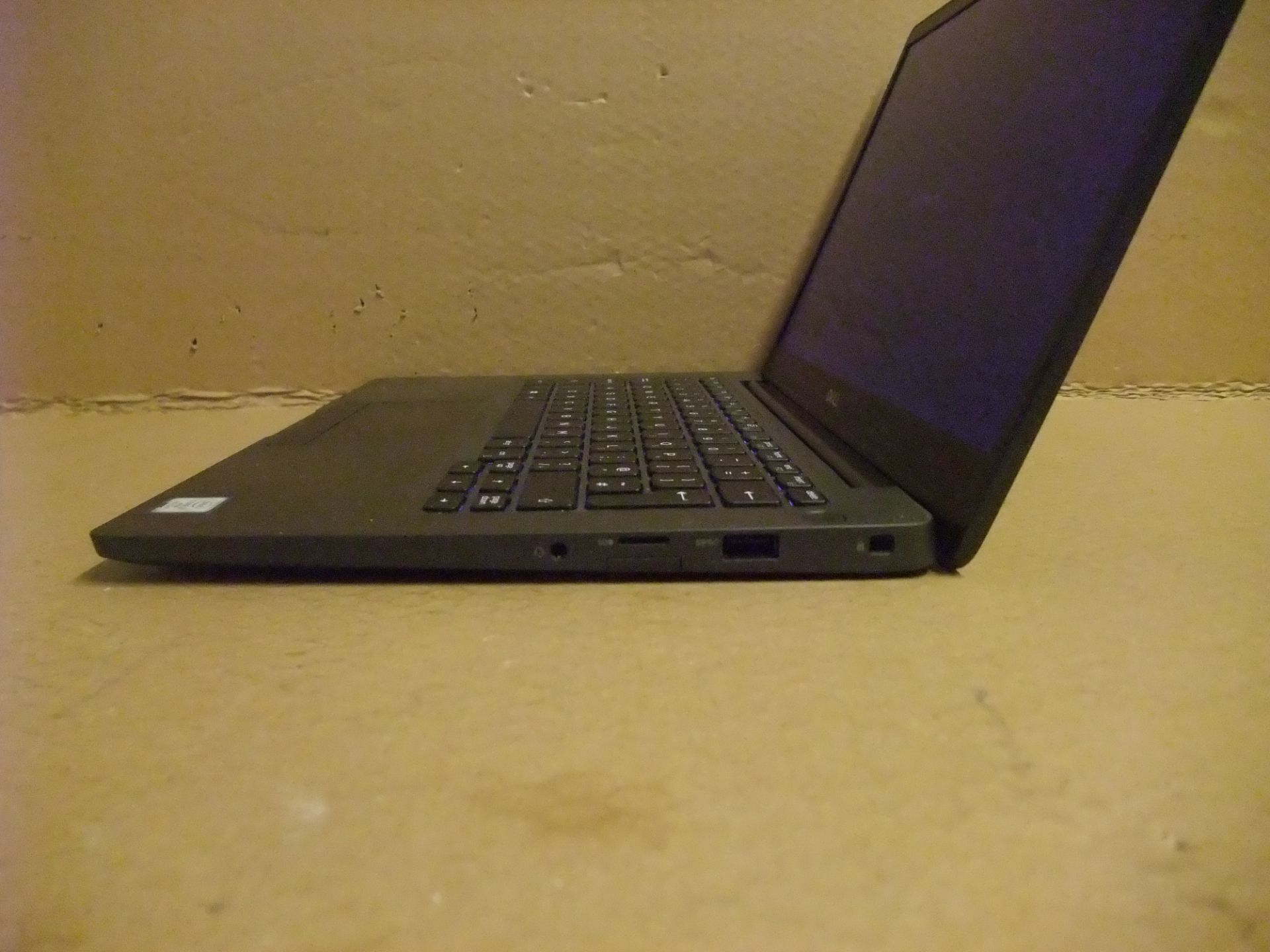 Dell Latitude 7300 Laptop - i7-8665U, 16Gb RAM, 256Gb M2 drive, Windows 10 Pro (note - no power - Image 5 of 5
