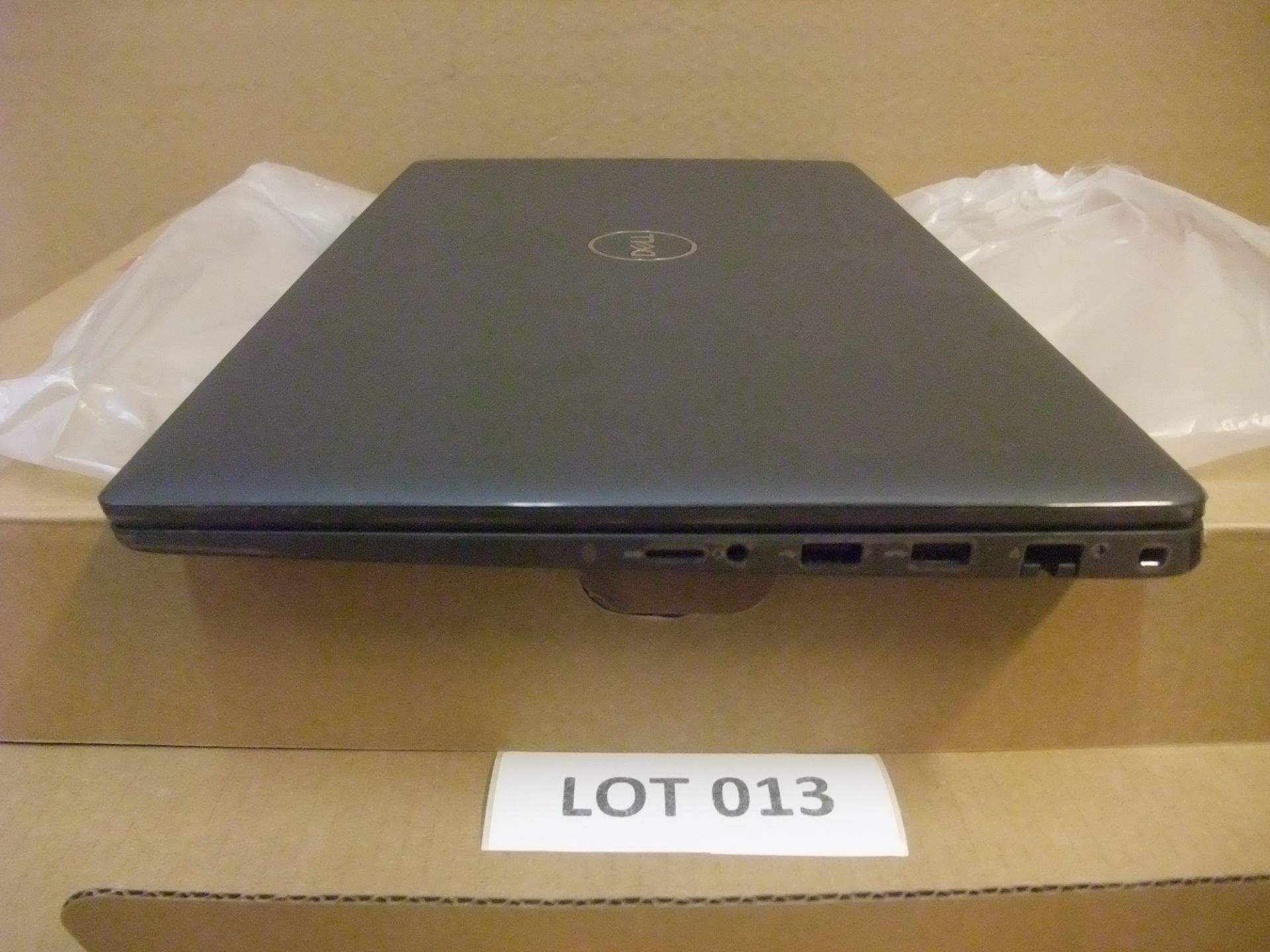 Dell Latitude 3520 Laptop (understood to be unused in box) - i7-1165G7, 8Gb RAM, 256Gb M2 drive, - Image 5 of 6