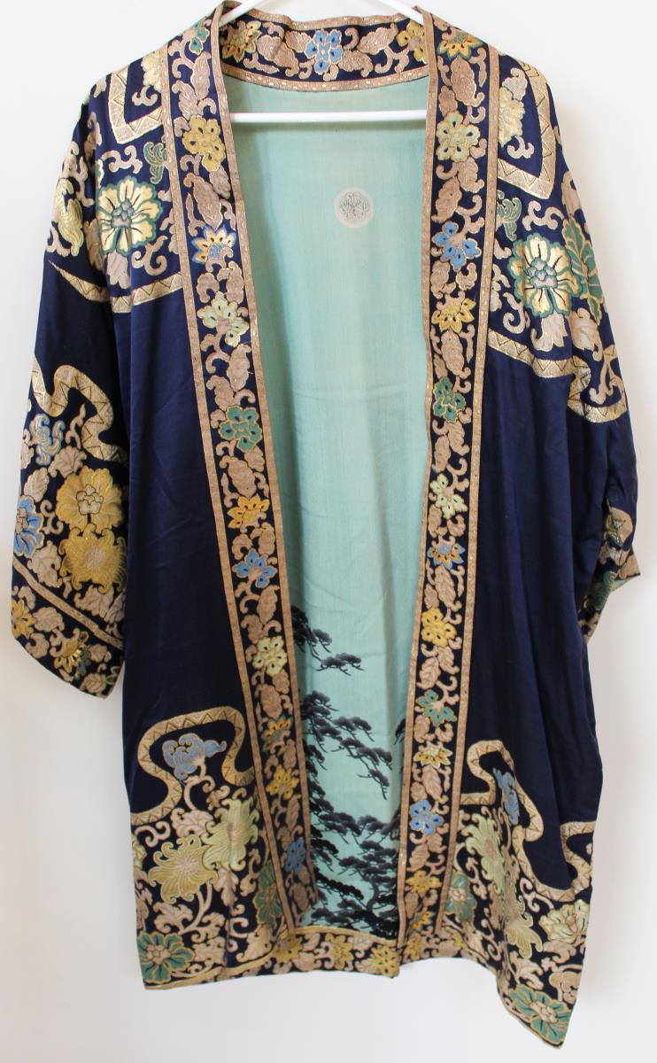 Chinese Embroidered Blue Ladies Summer Coat - Image 10 of 16